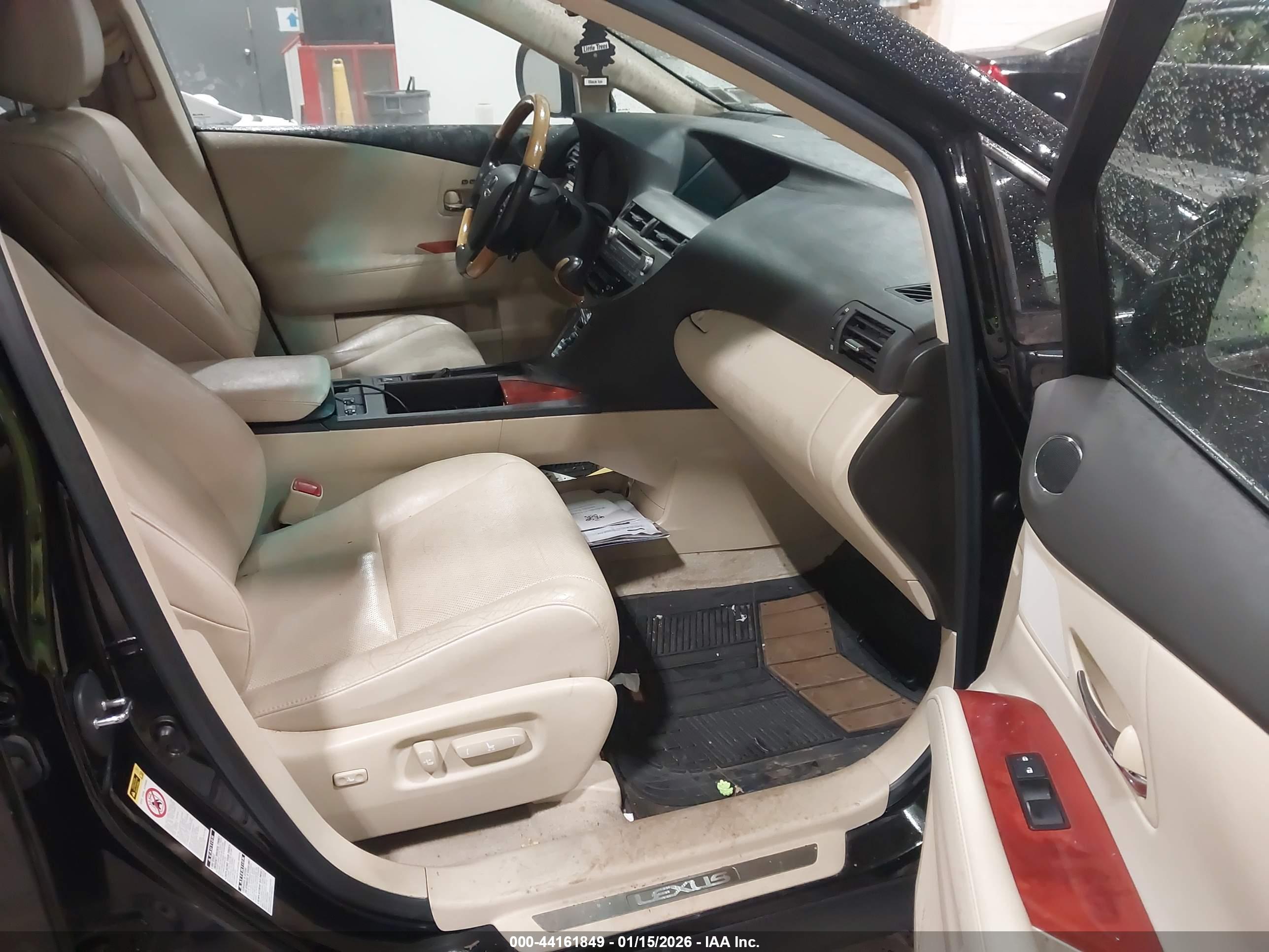 LEXUS RX image 5