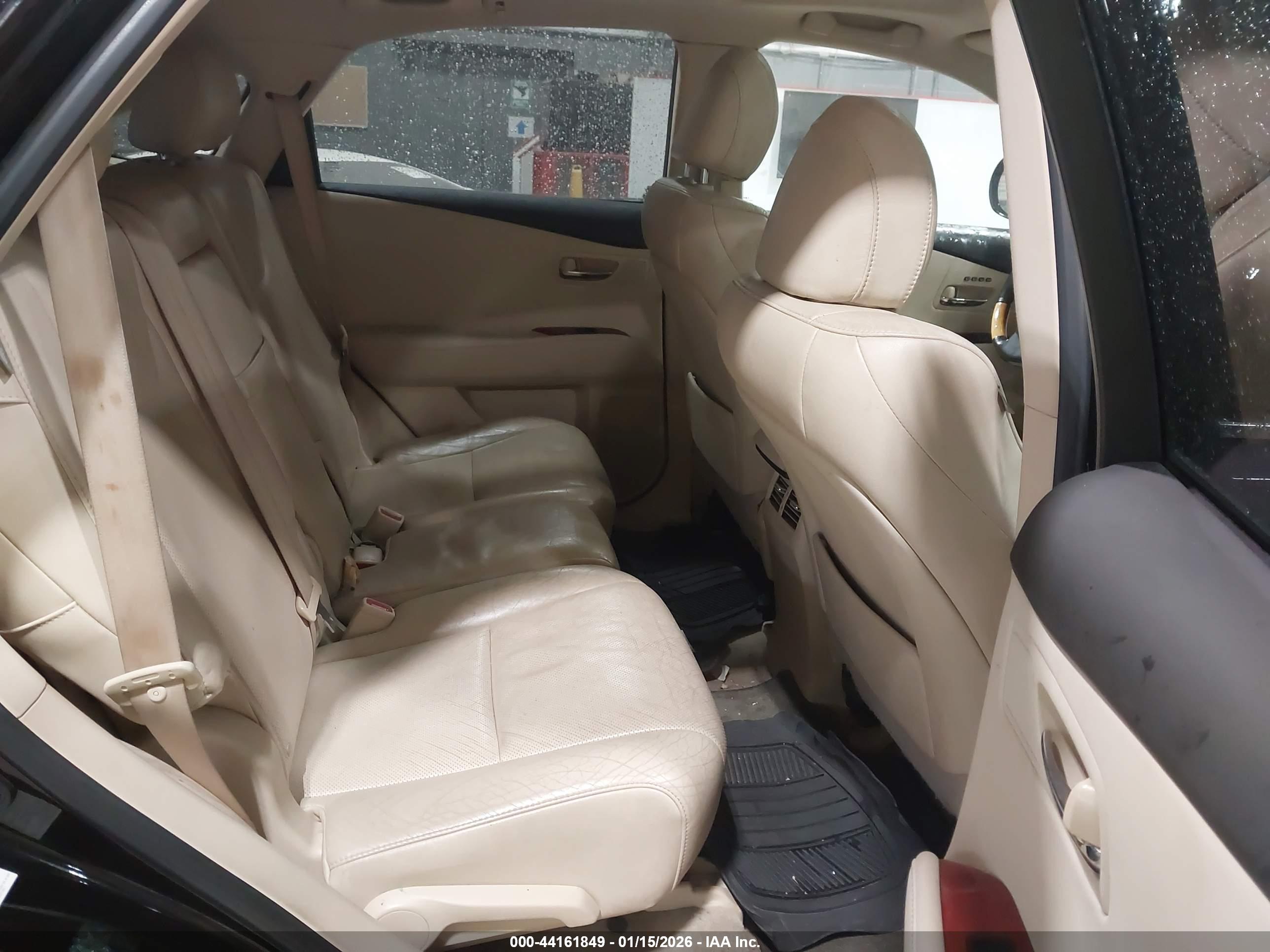 LEXUS RX image 8