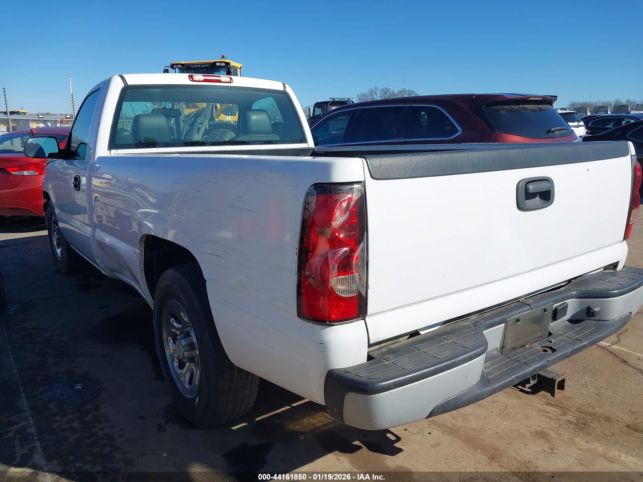 CHEVROLET SILVERADO image 3