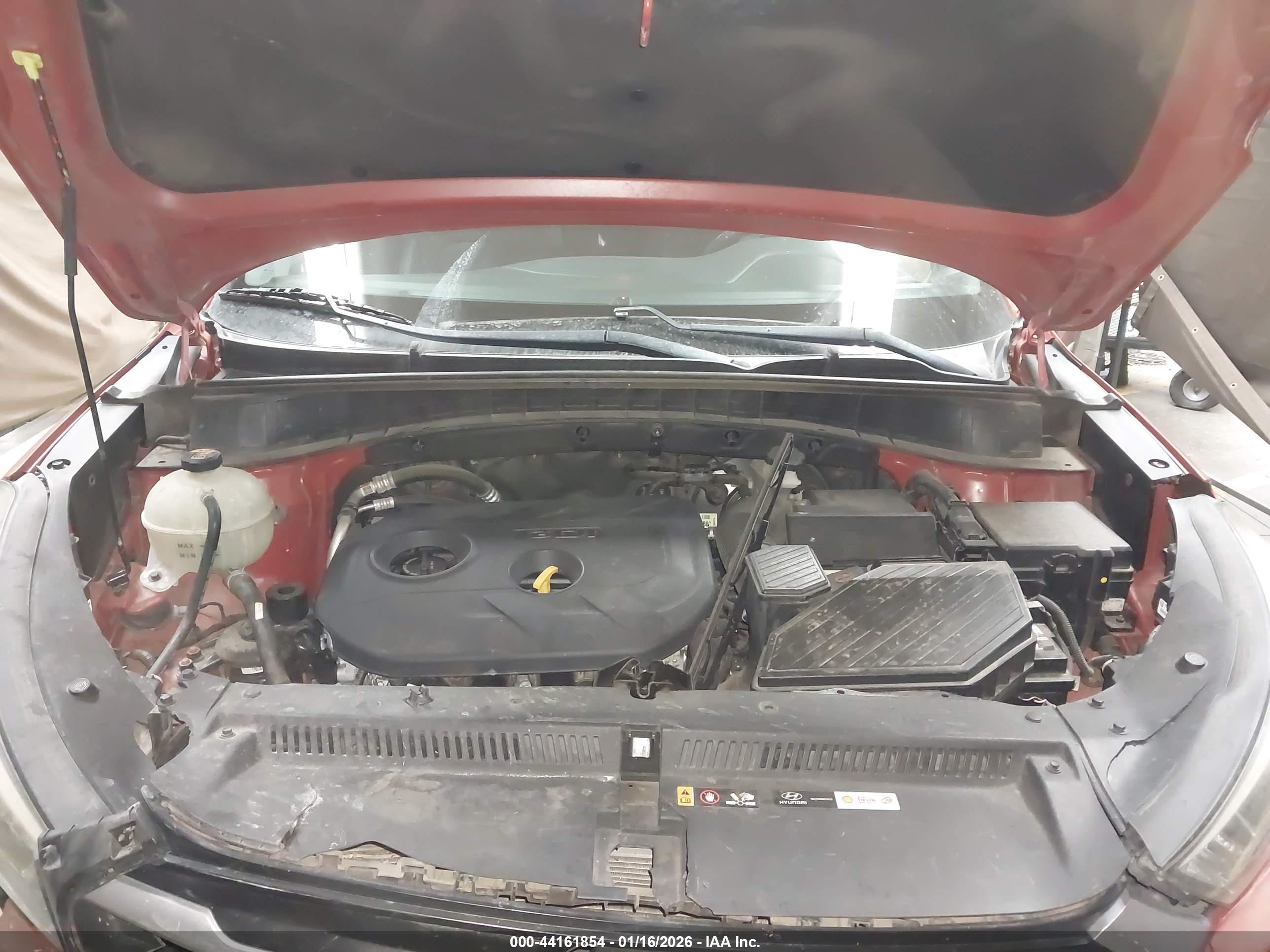 HYUNDAI TUCSON image 10