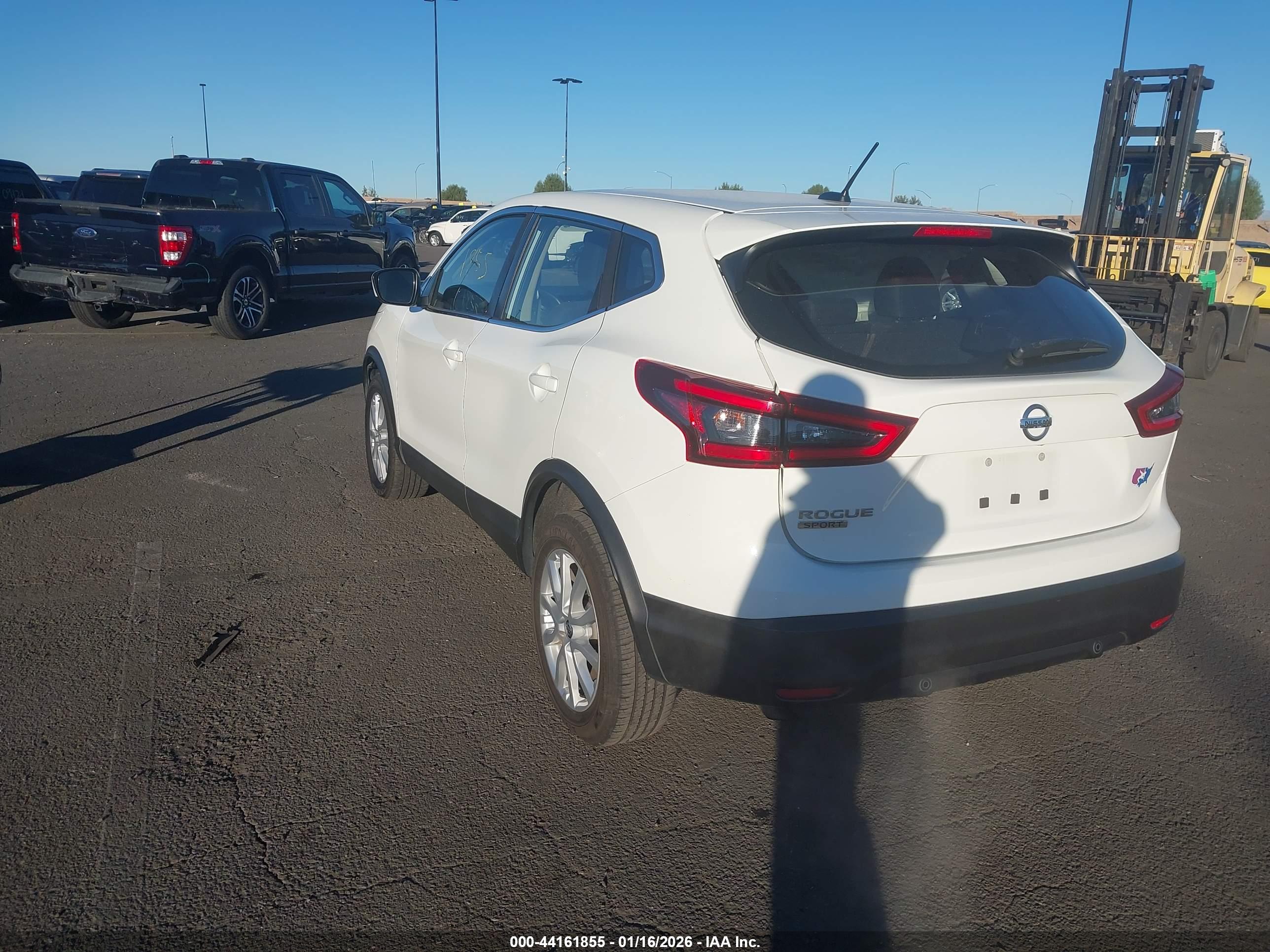 NISSAN ROGUE image 3