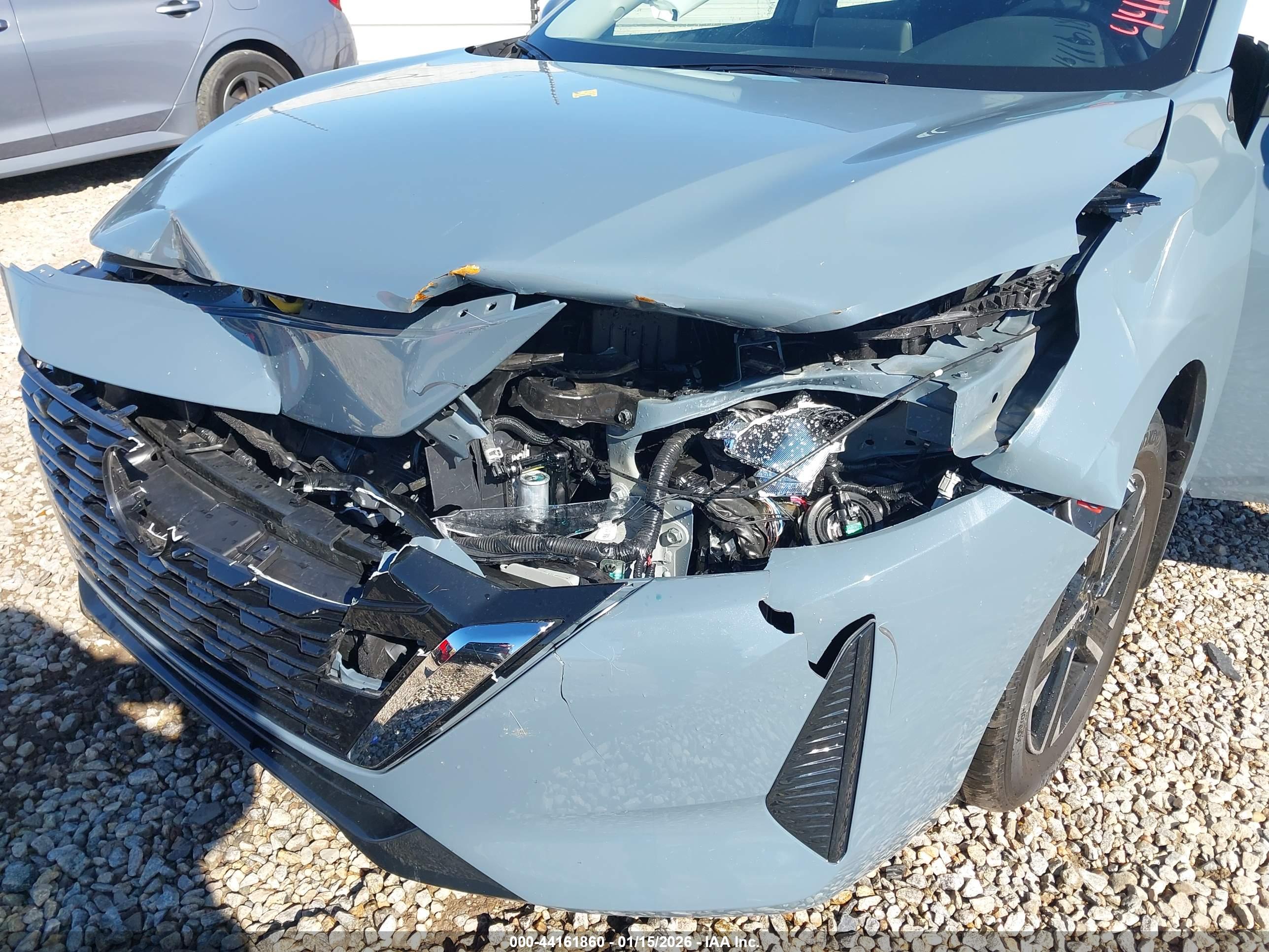 NISSAN SENTRA image 6