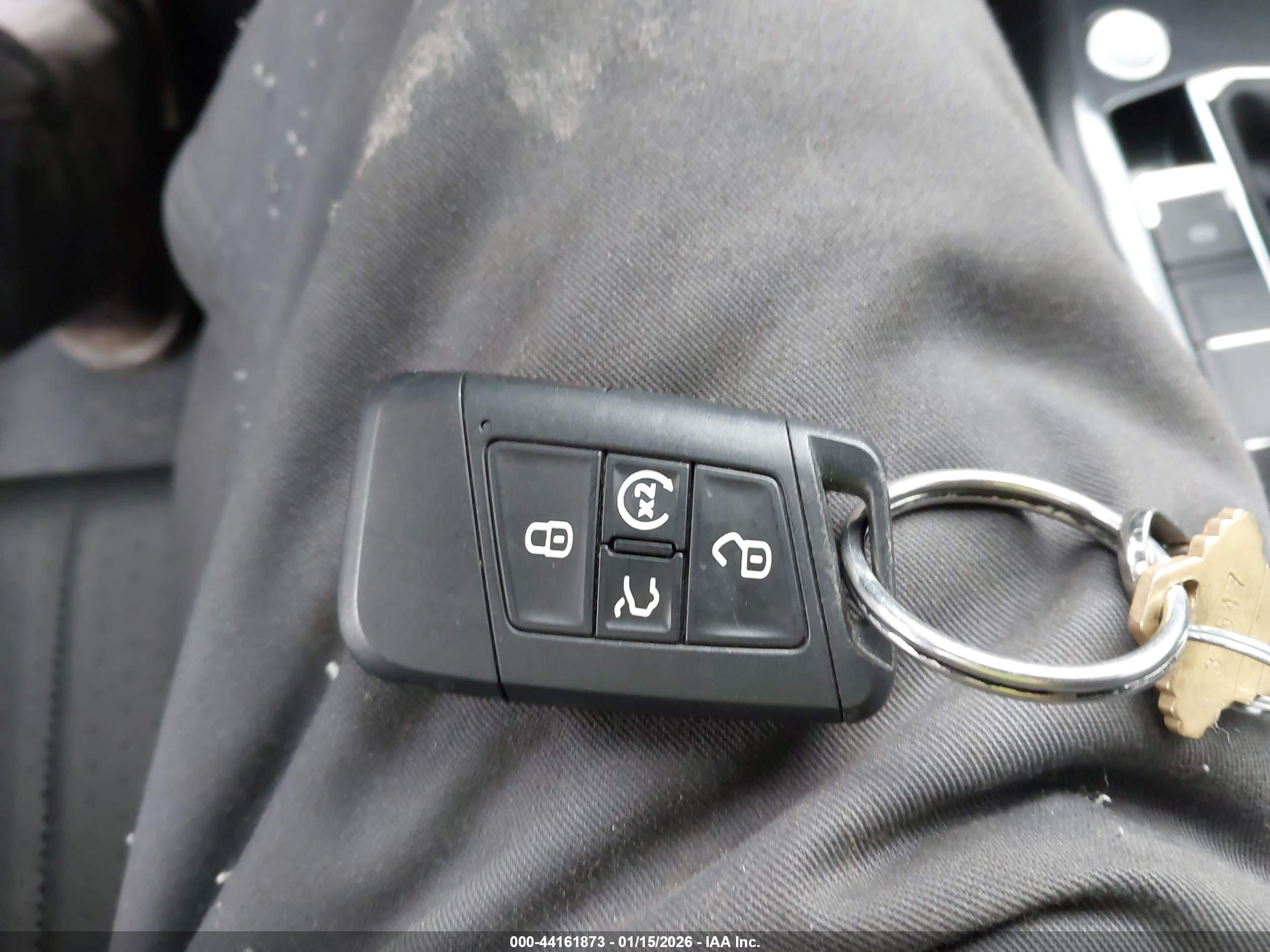 VOLKSWAGEN TIGUAN image 11