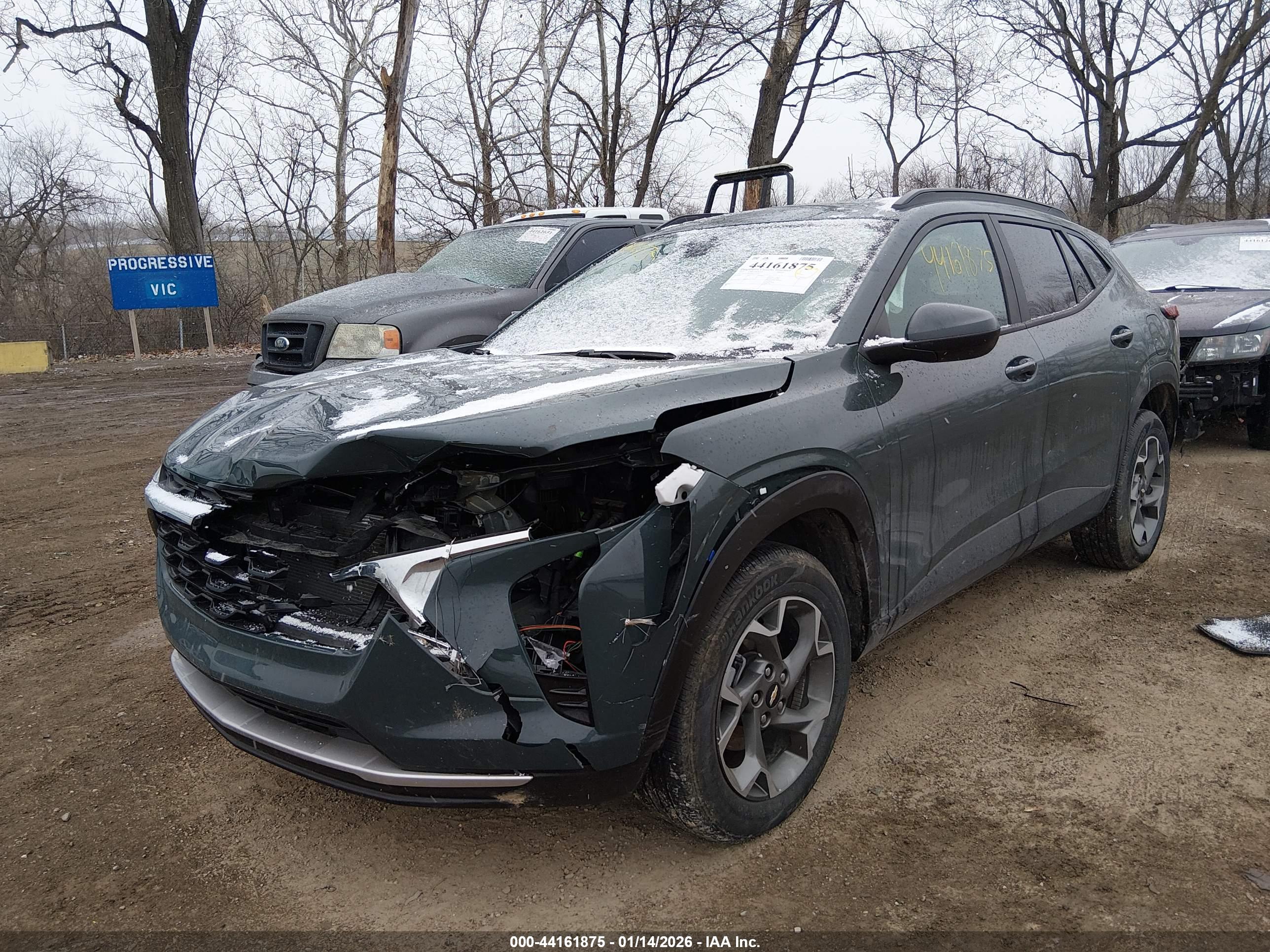 CHEVROLET TRAX image 2