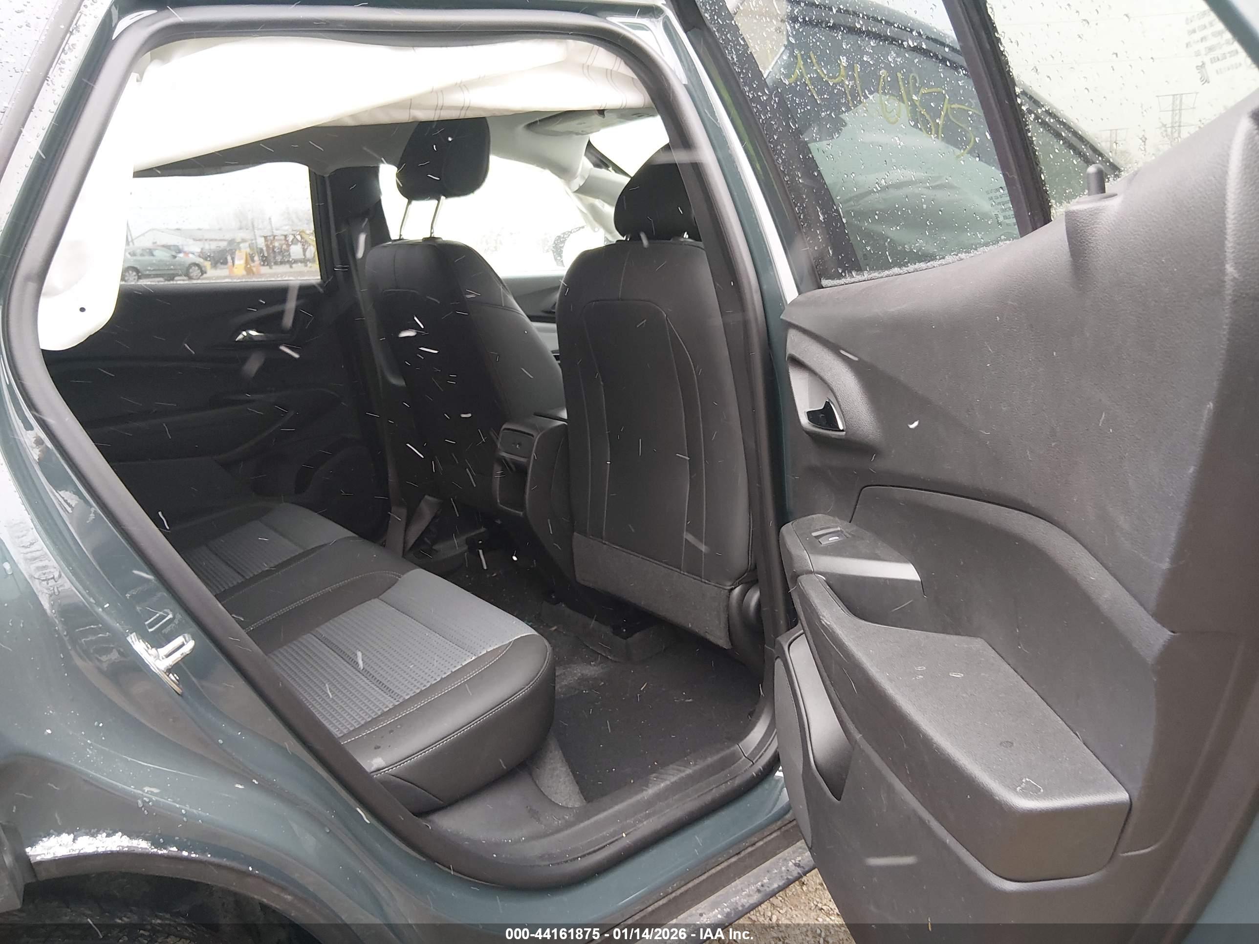 CHEVROLET TRAX image 8