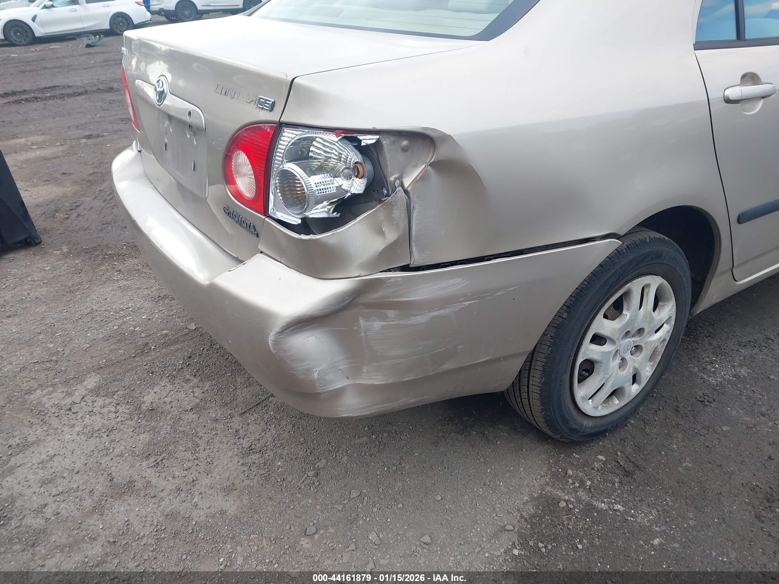 TOYOTA COROLLA image 6