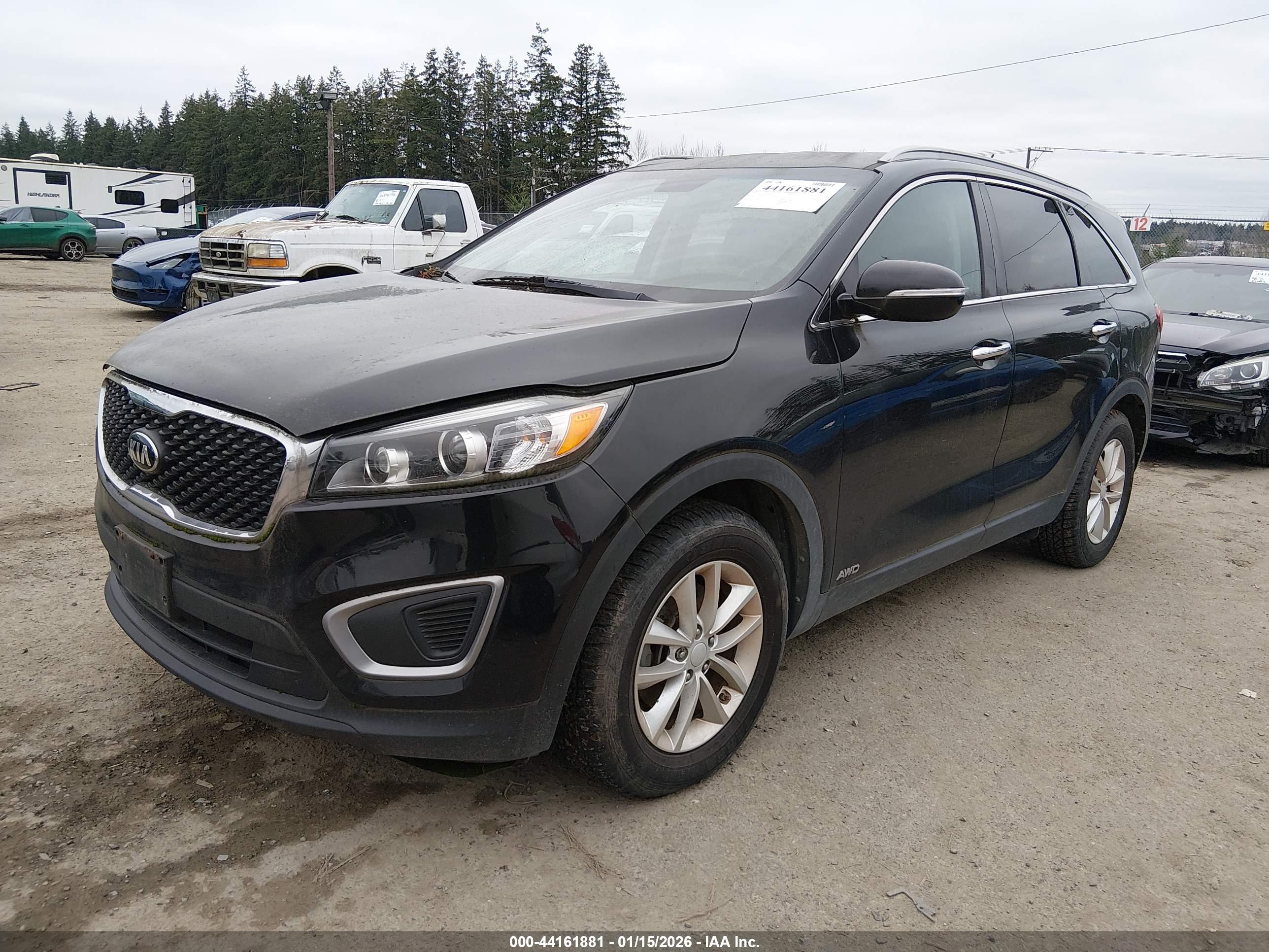 KIA SORENTO image 2
