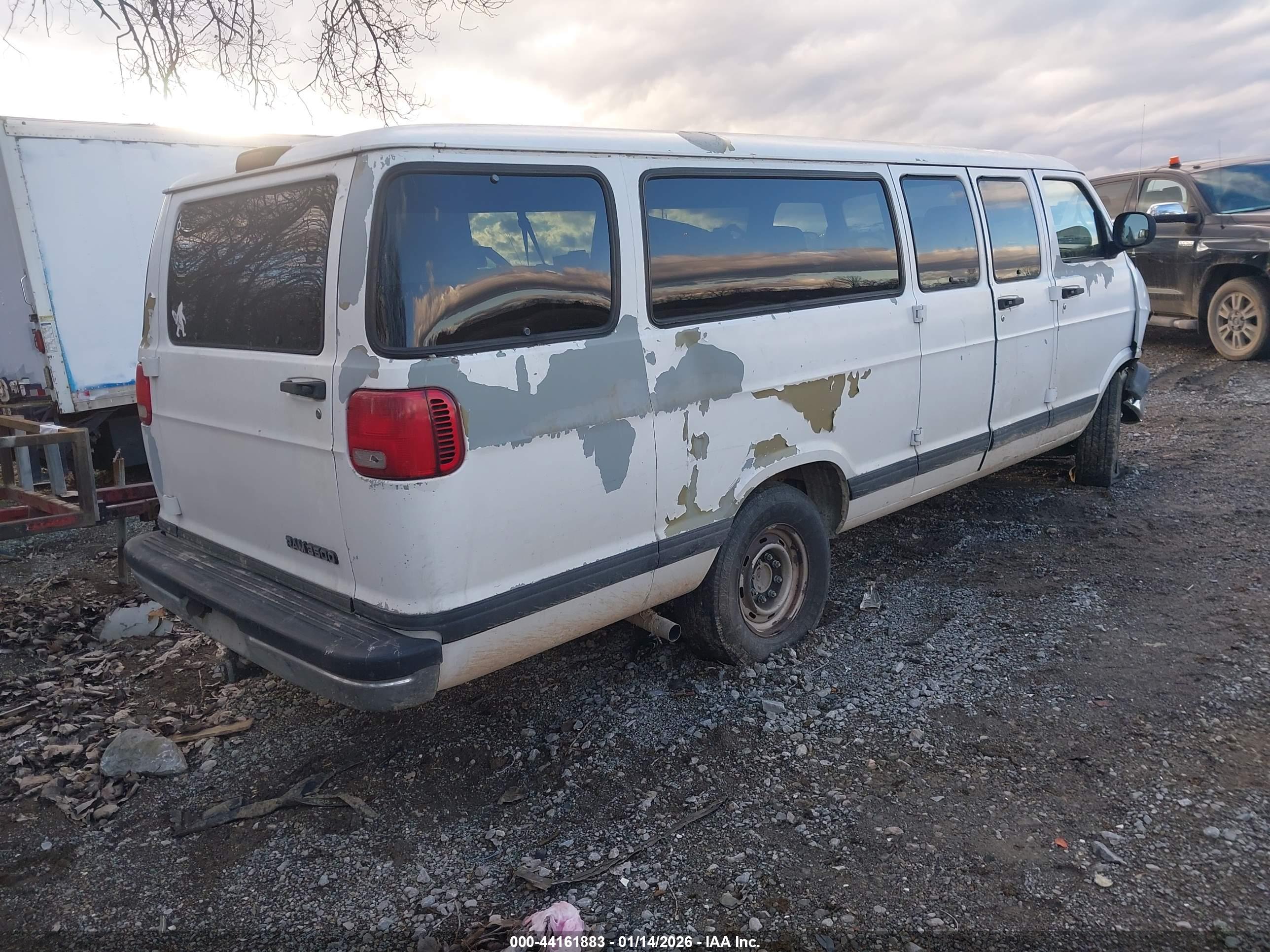 DODGE RAM image 4