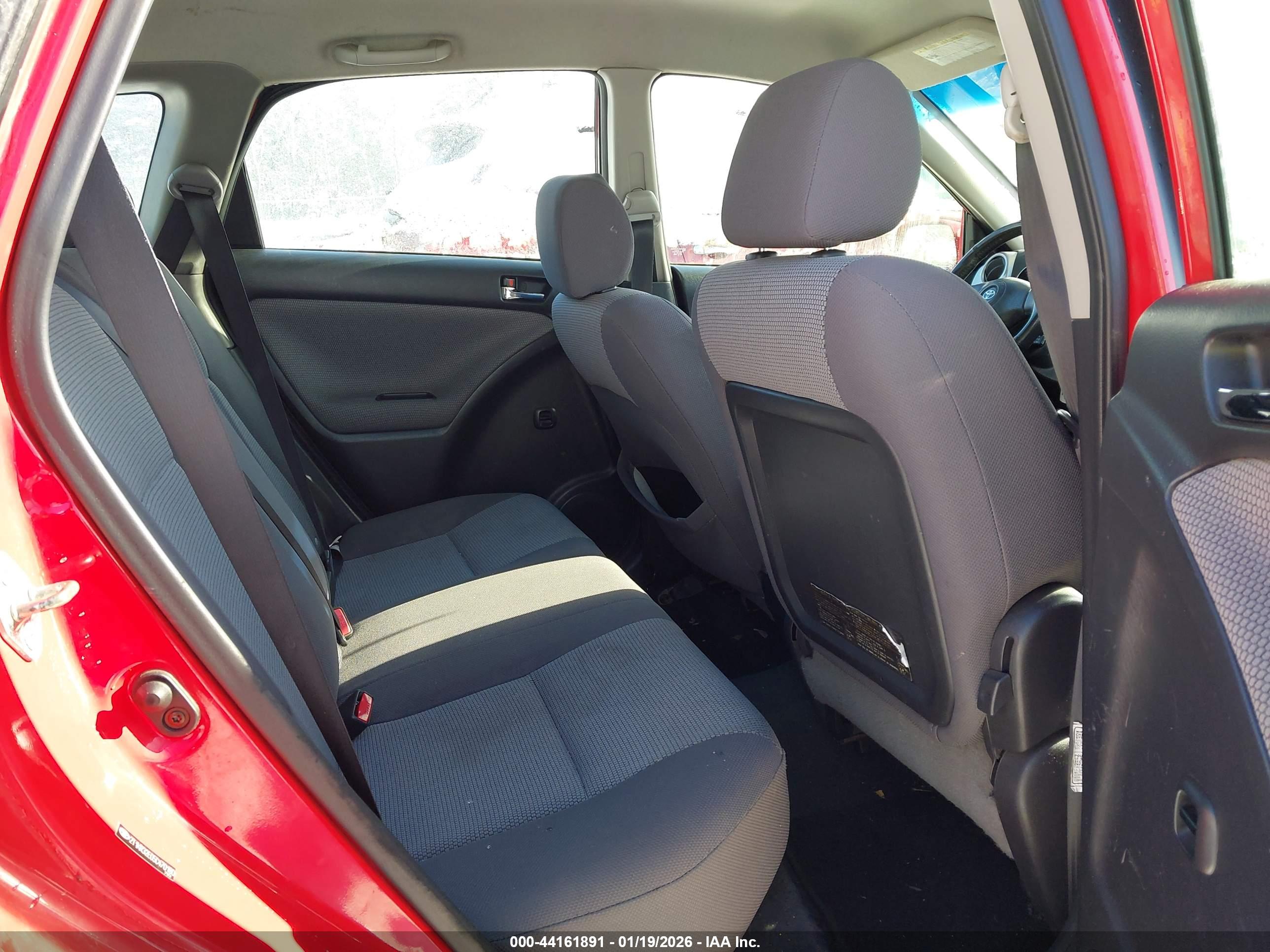 TOYOTA MATRIX image 8