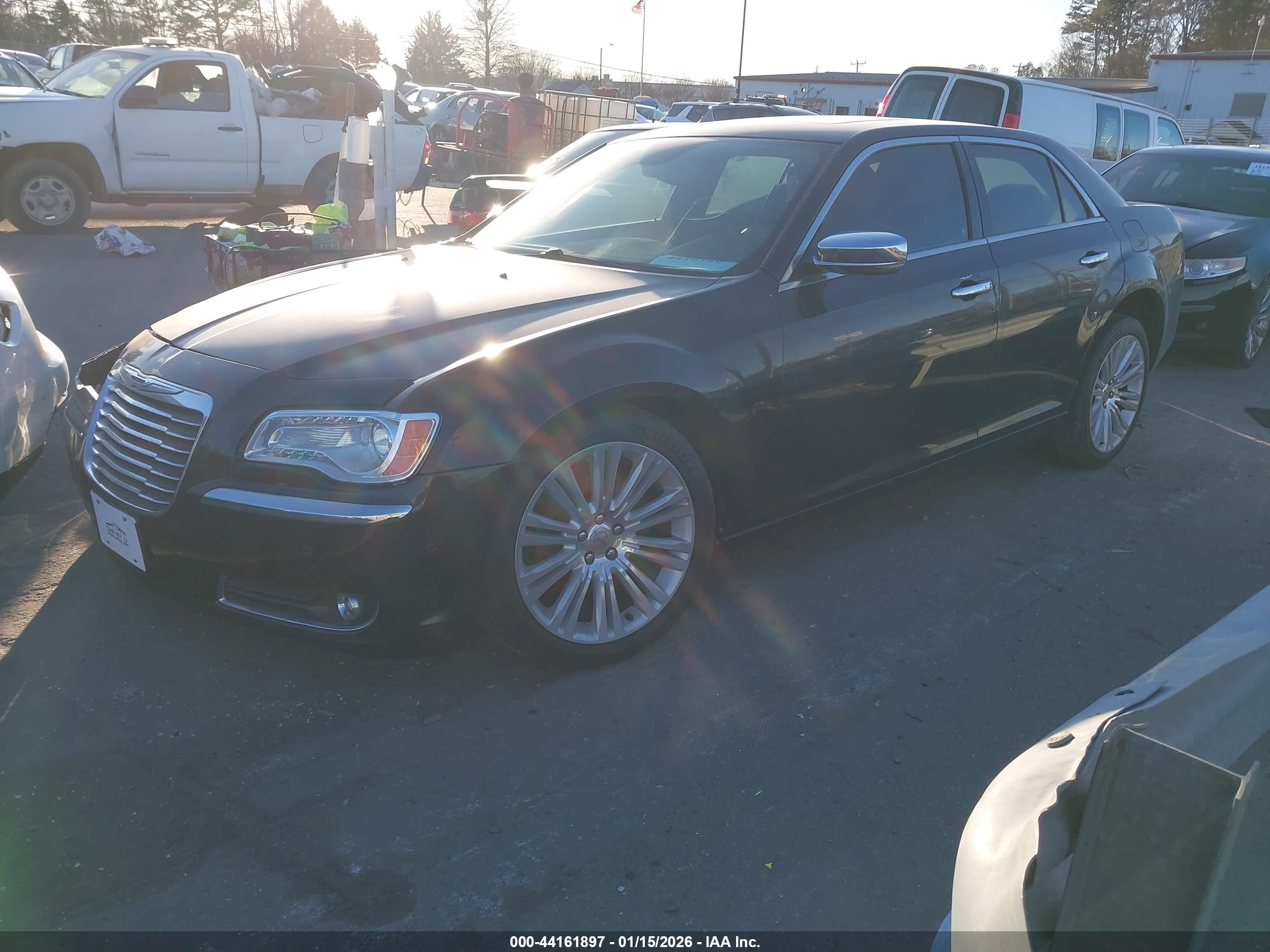 CHRYSLER 300C image 2
