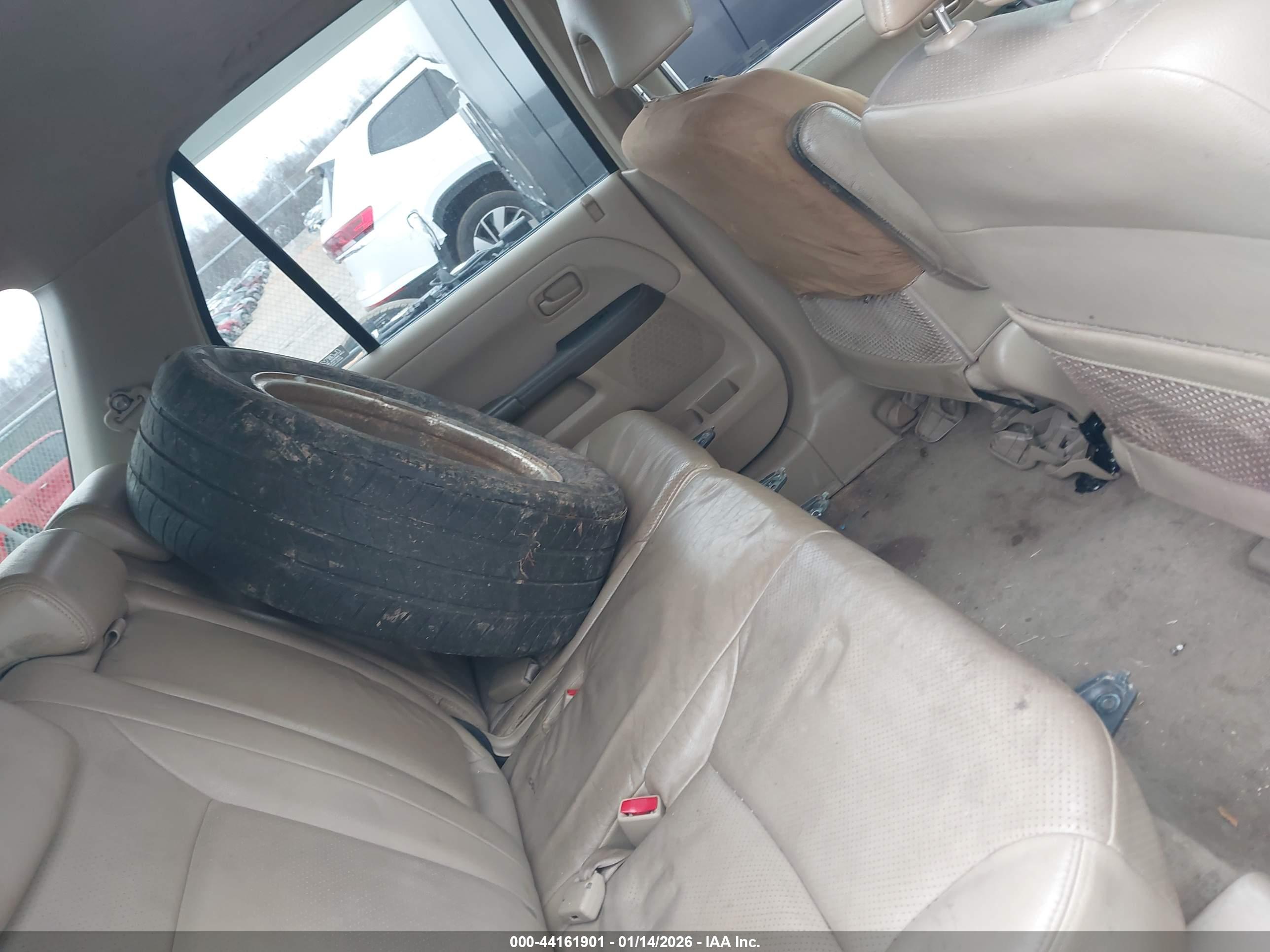 HONDA CR-V image 8