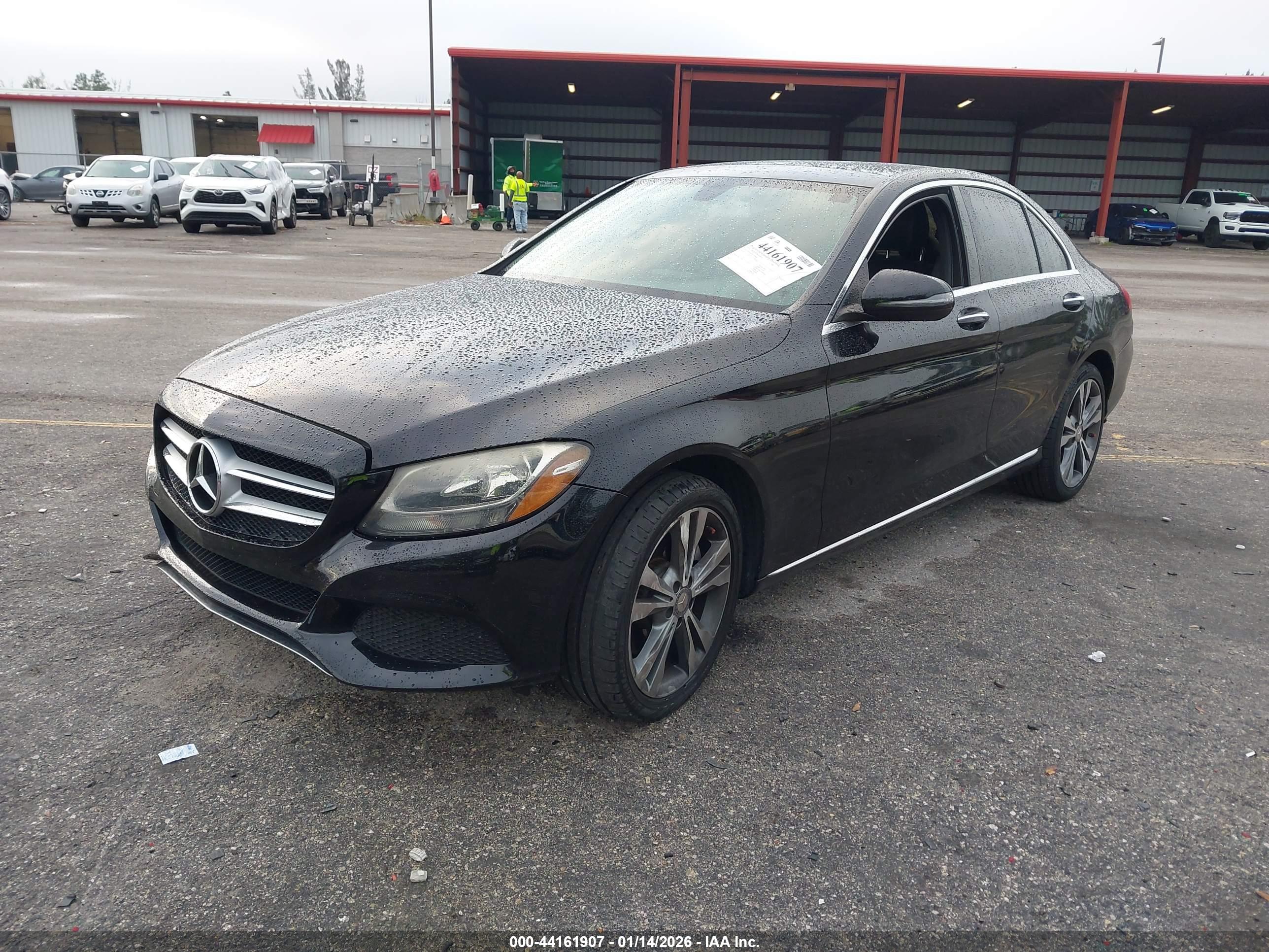 MERCEDES-BENZ C image 2