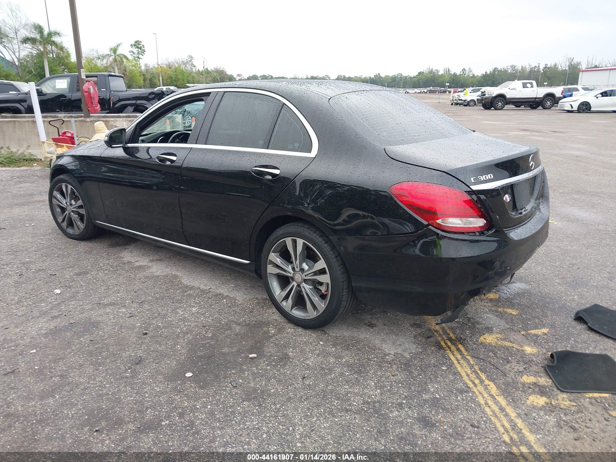 MERCEDES-BENZ C image 3