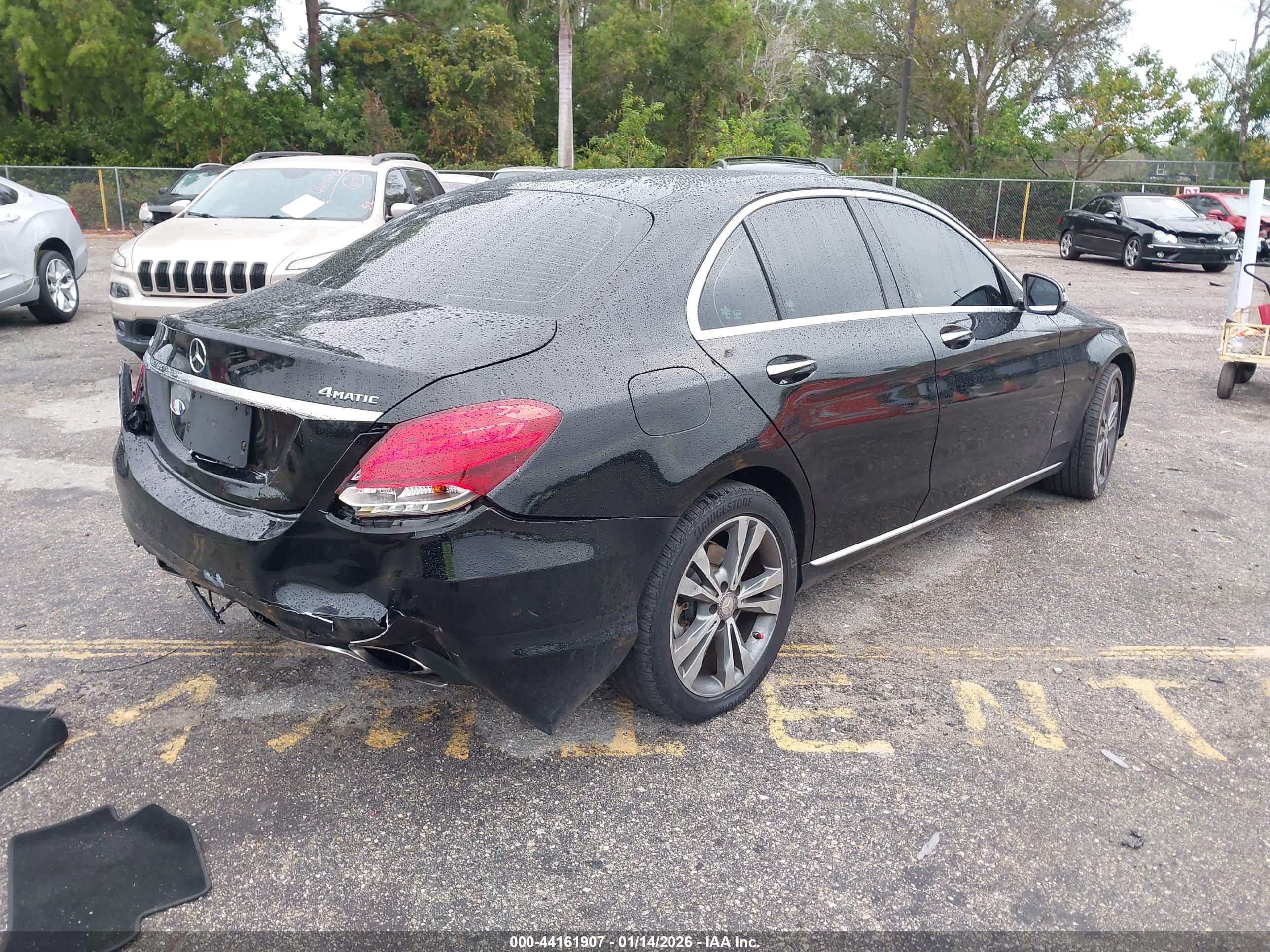MERCEDES-BENZ C image 4