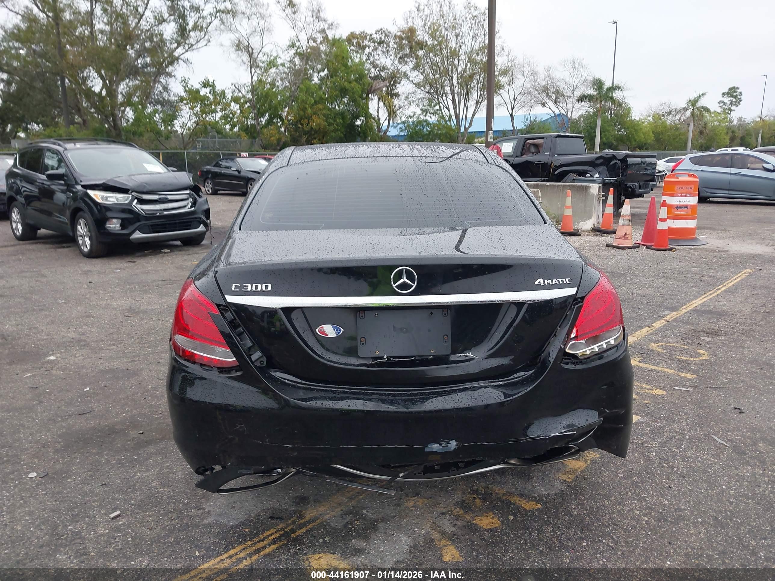 MERCEDES-BENZ C image 6