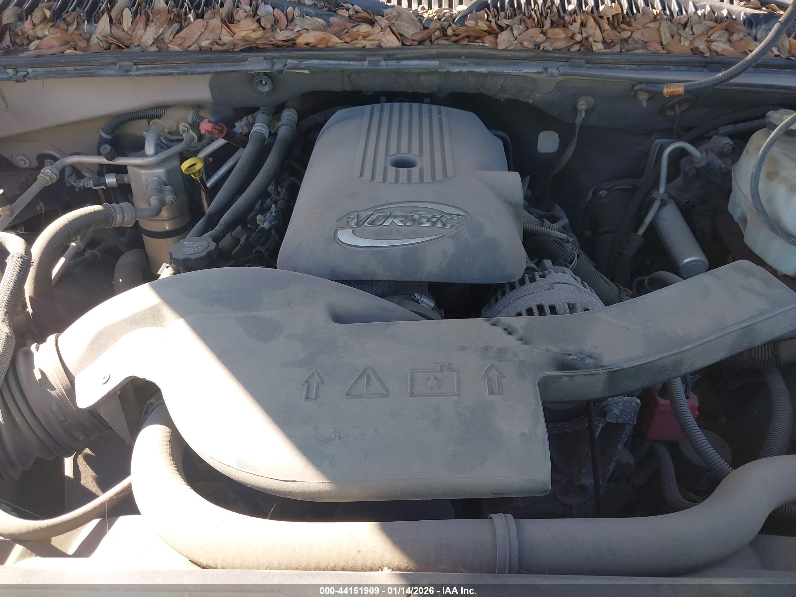 CHEVROLET TAHOE image 10