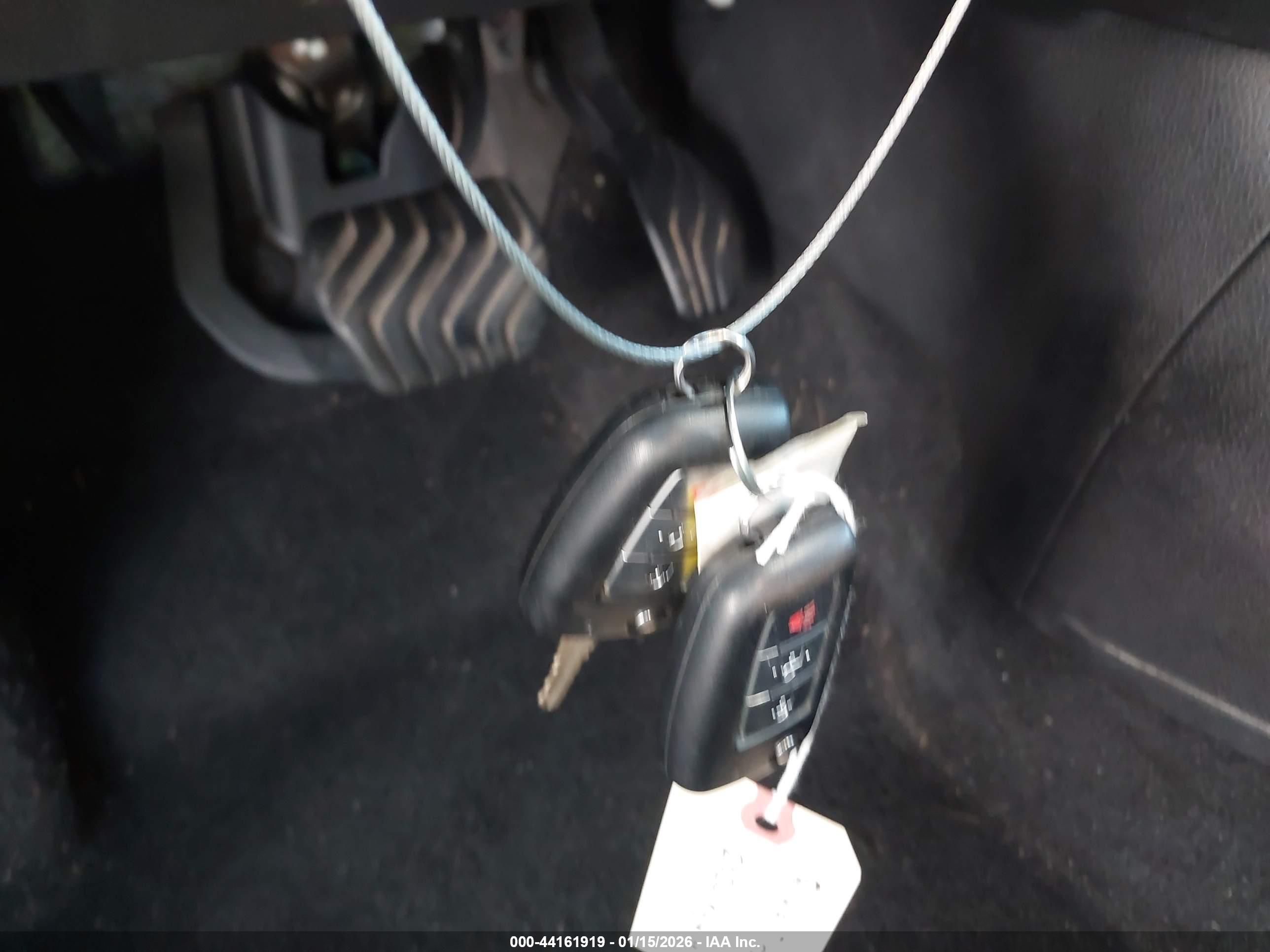 NISSAN ROGUE image 11