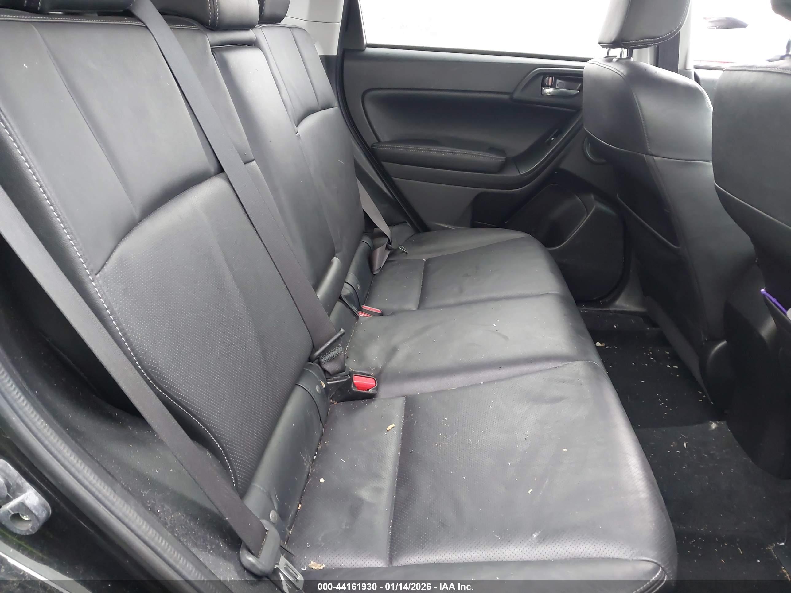 SUBARU FORESTER image 8