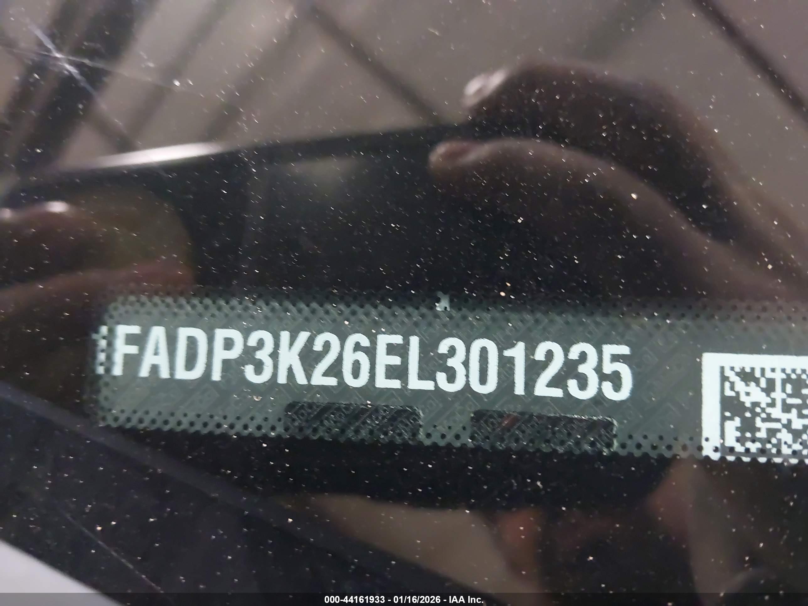 FORD FOCUS image 9