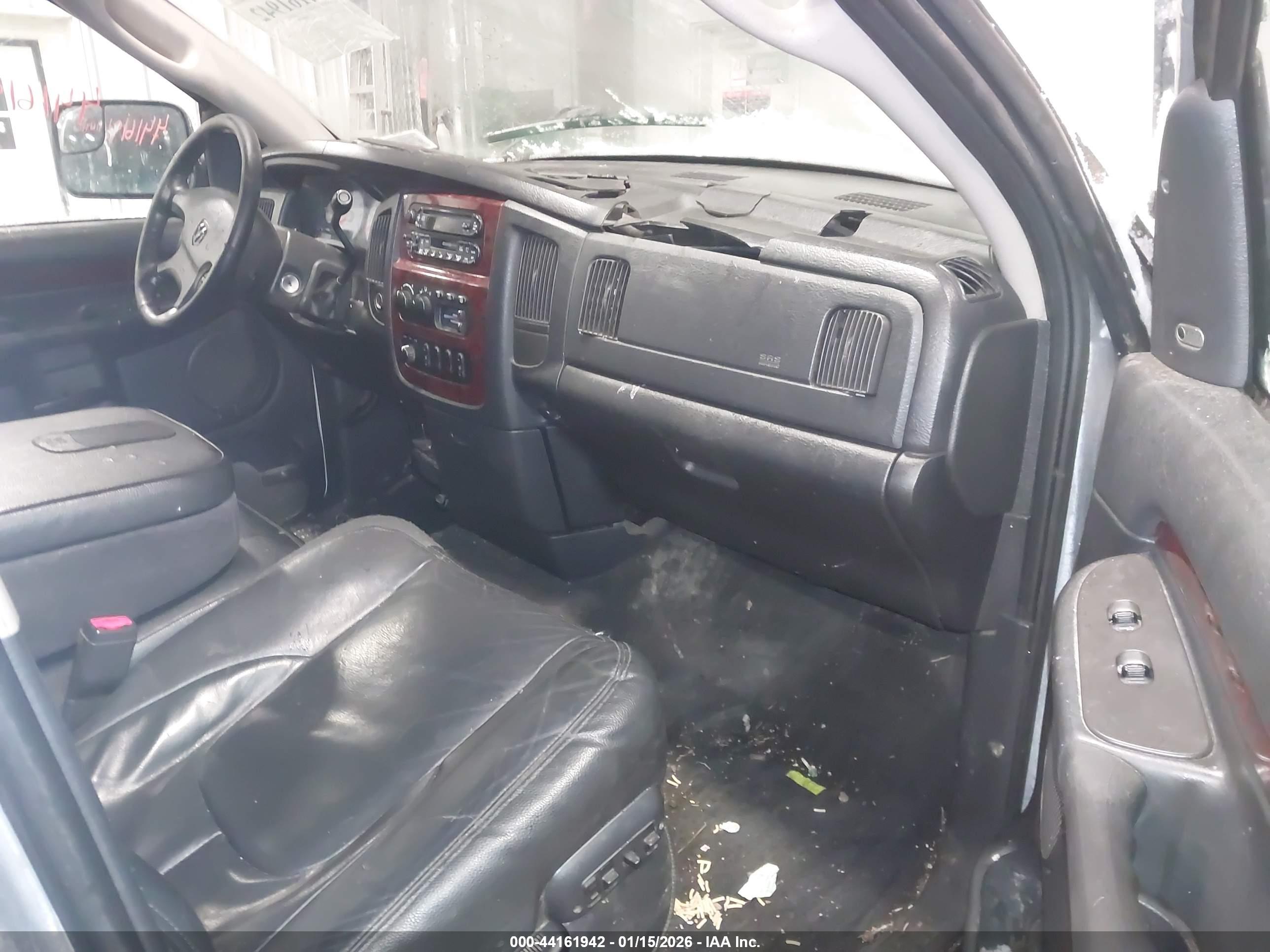 DODGE RAM image 5