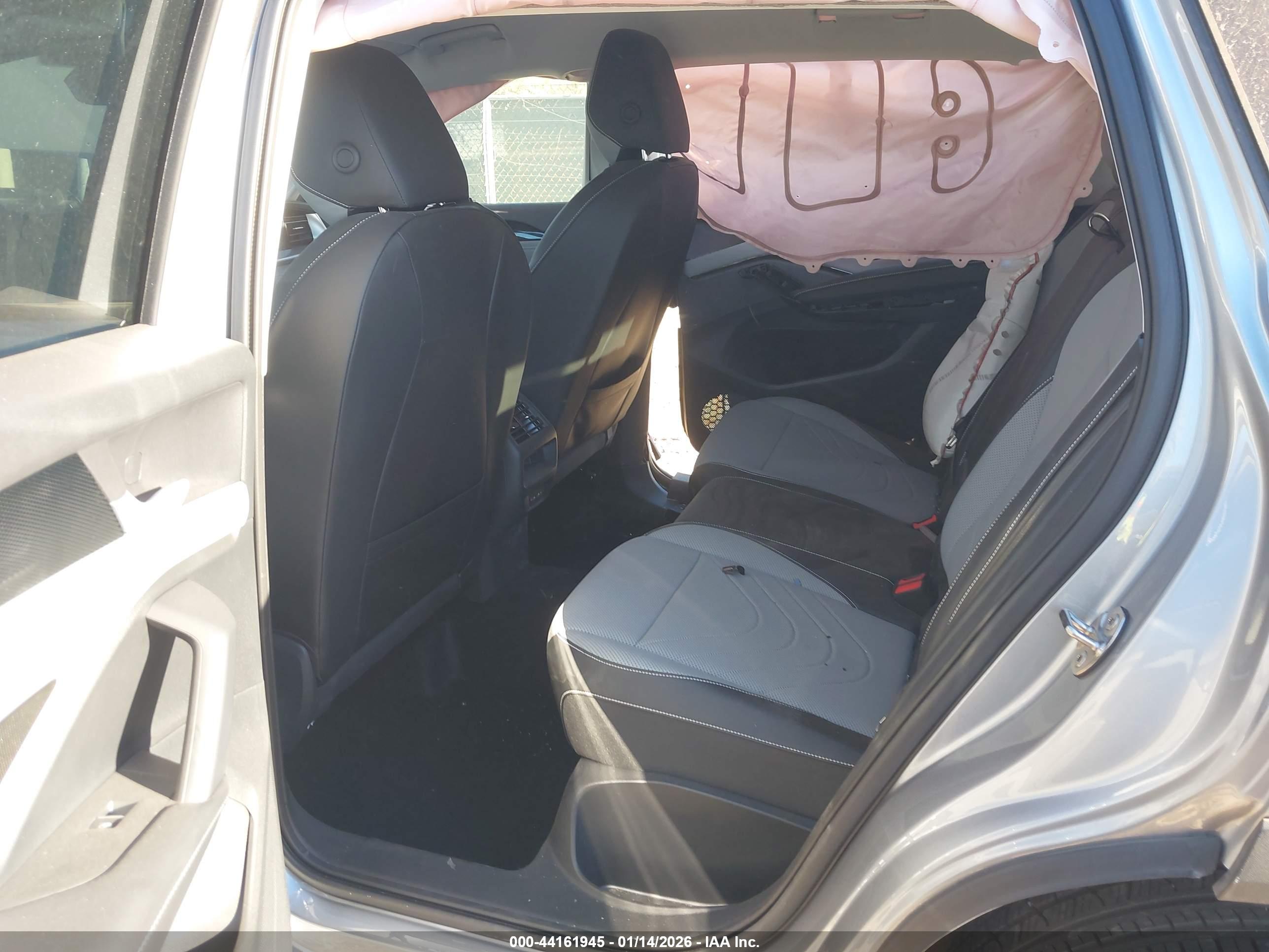 VOLKSWAGEN TIGUAN image 8
