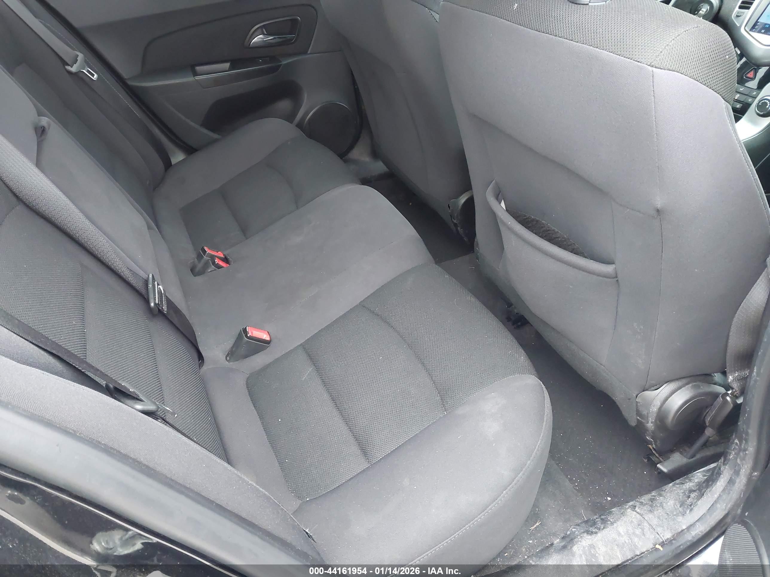 CHEVROLET CRUZE image 8