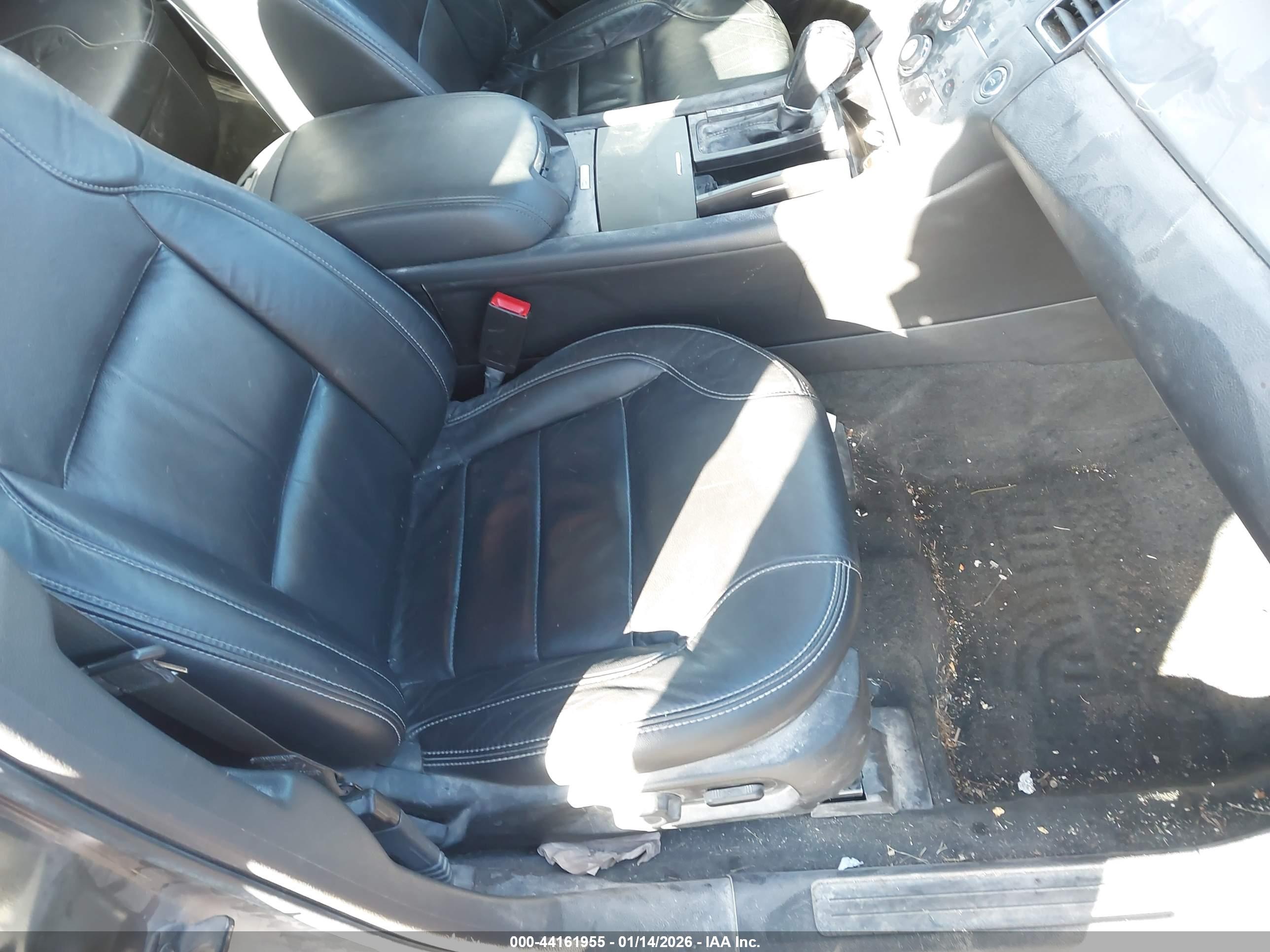 FORD TAURUS image 5