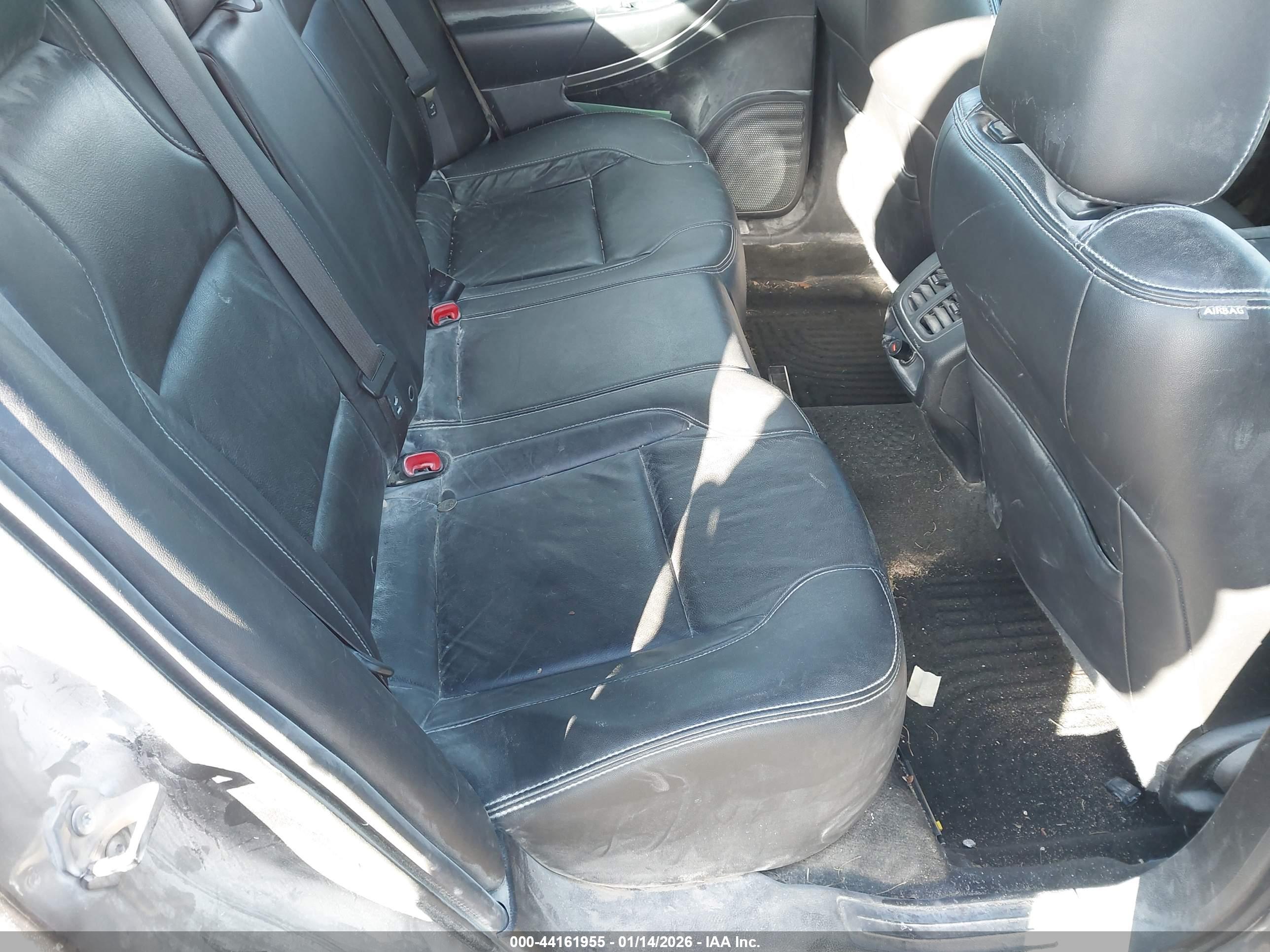 FORD TAURUS image 8