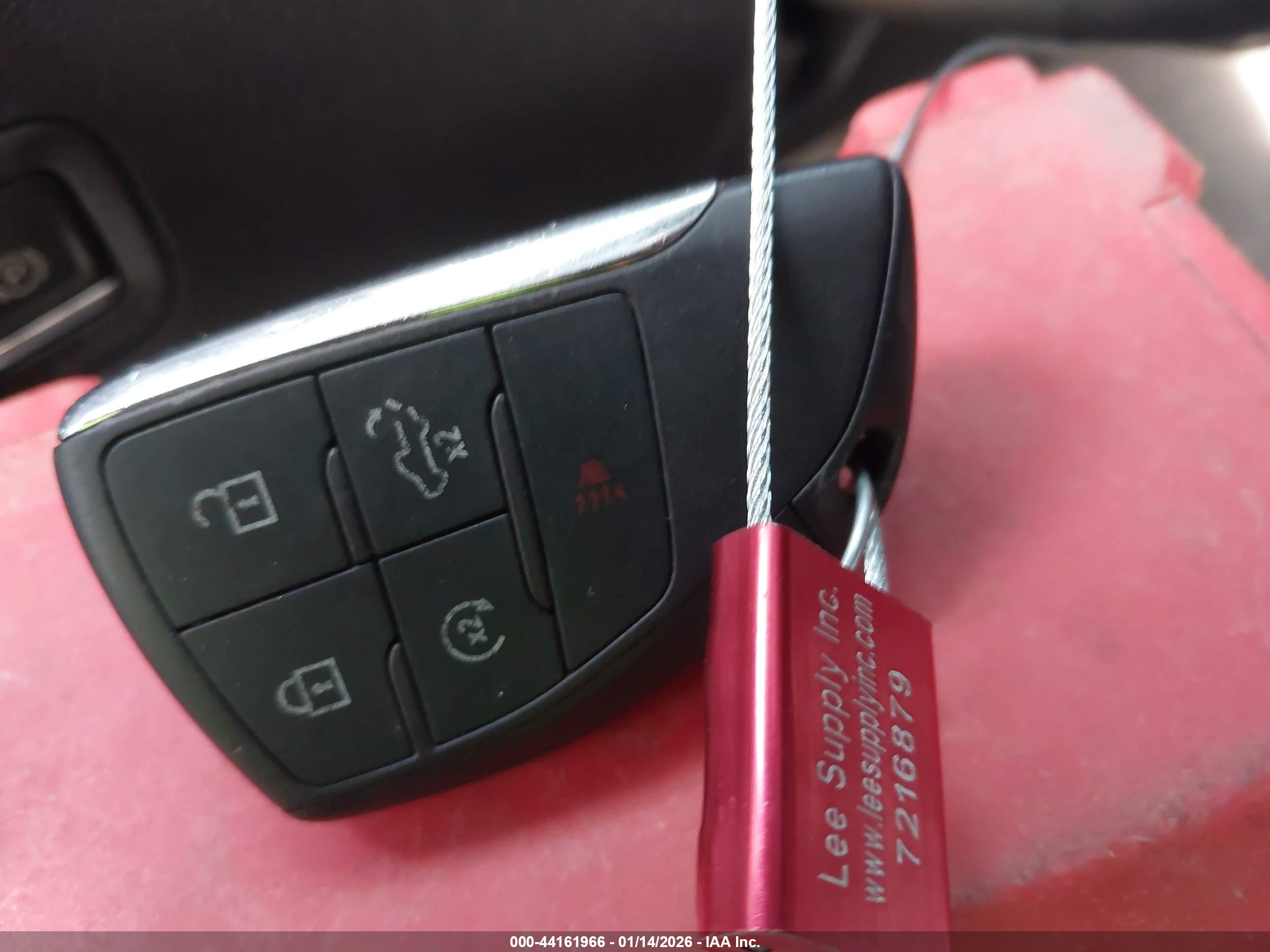GMC SIERRA image 11