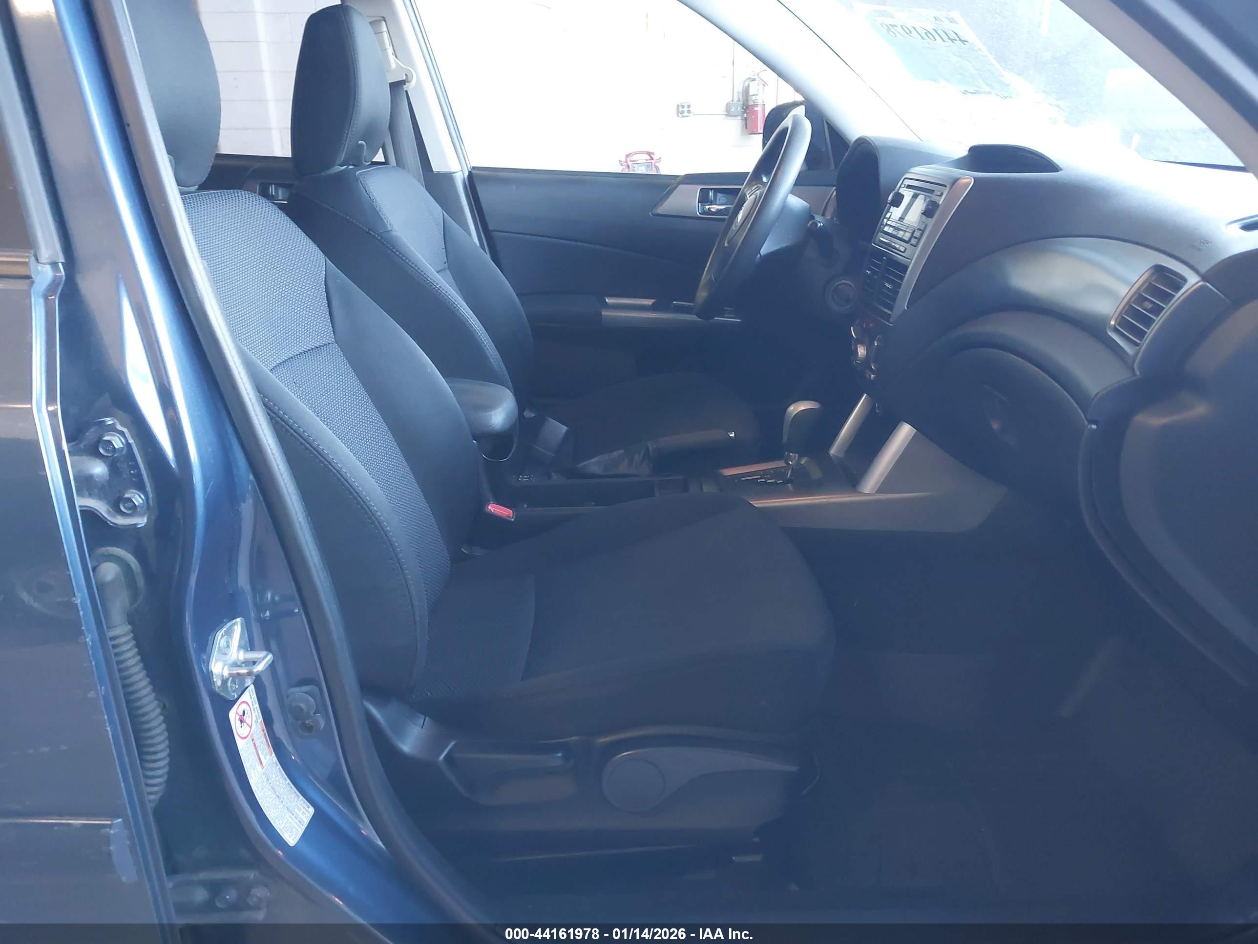 SUBARU FORESTER image 5