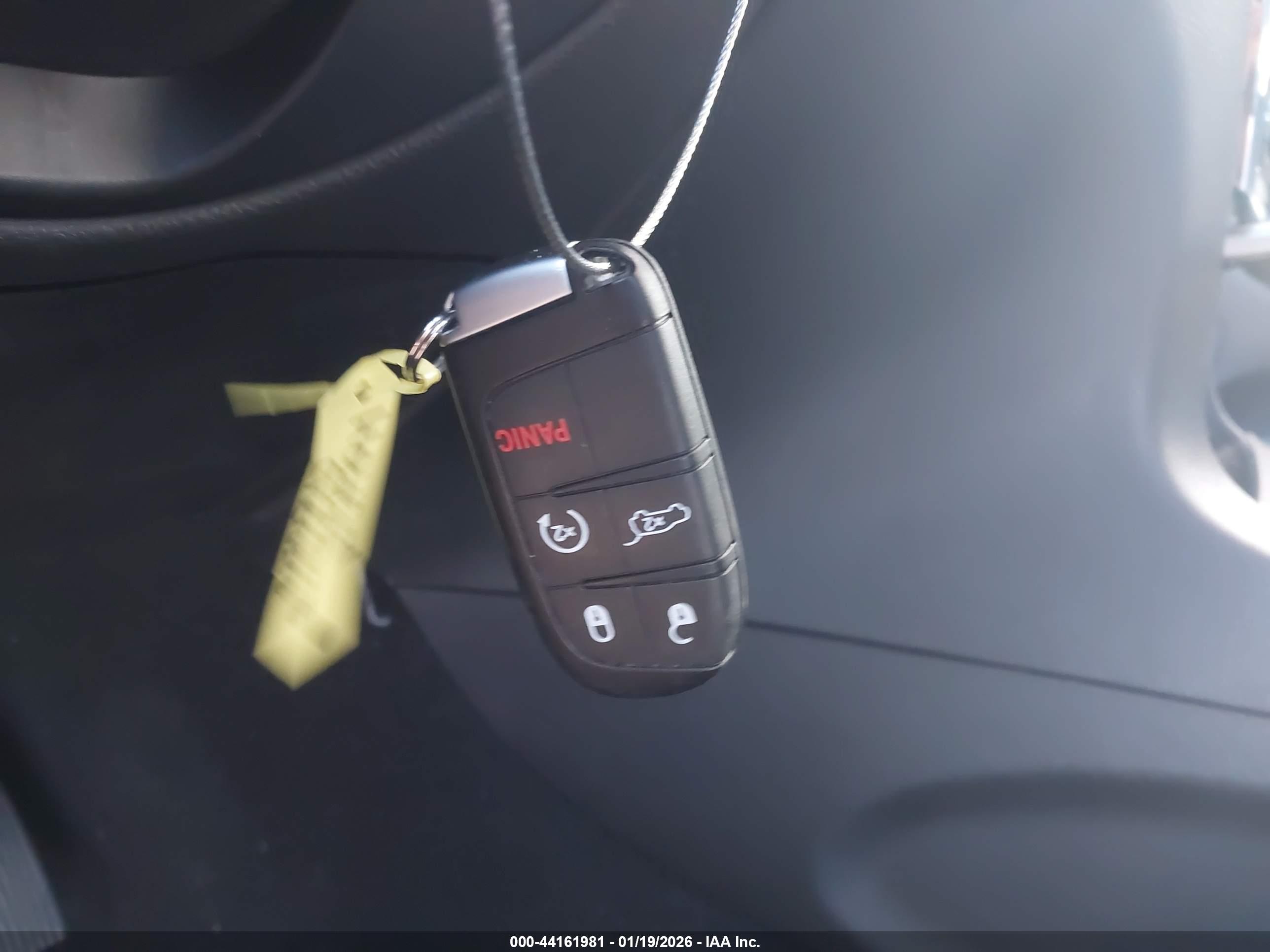 JEEP GRAND image 11