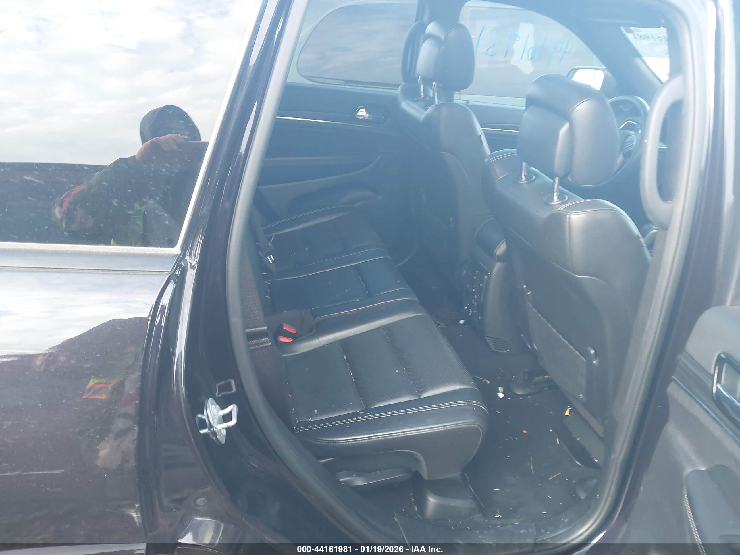JEEP GRAND image 8