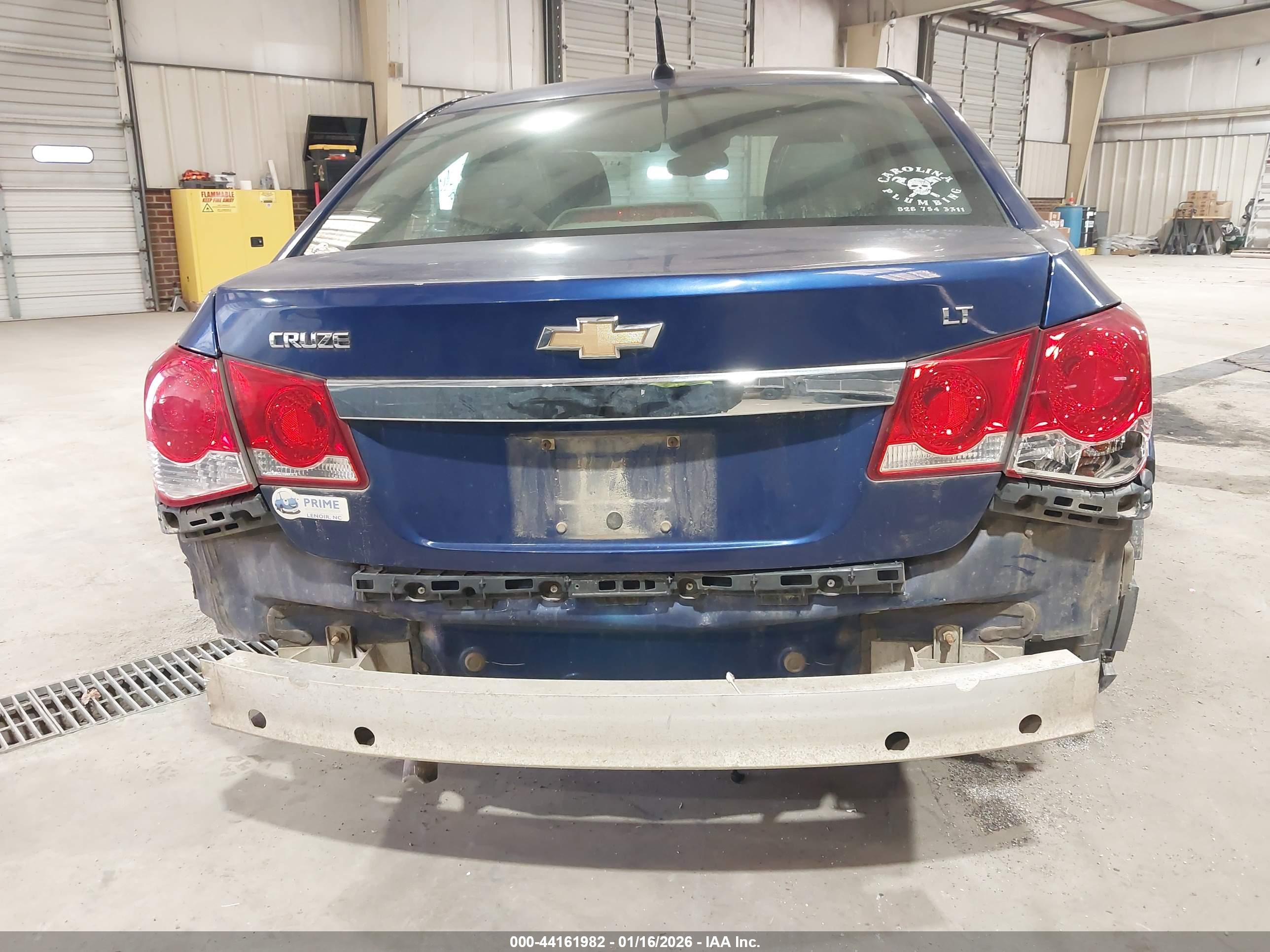 CHEVROLET CRUZE image 6