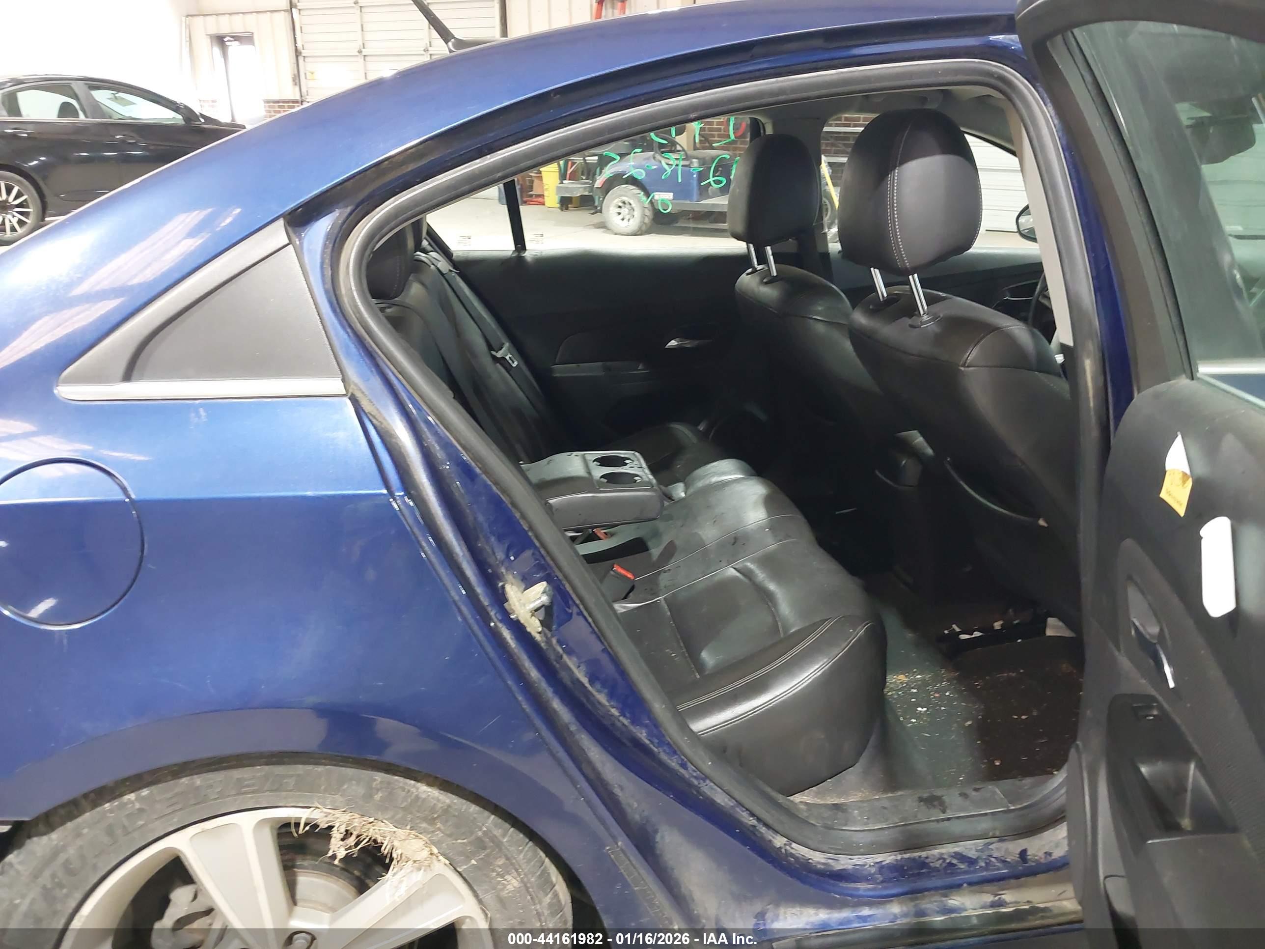 CHEVROLET CRUZE image 8