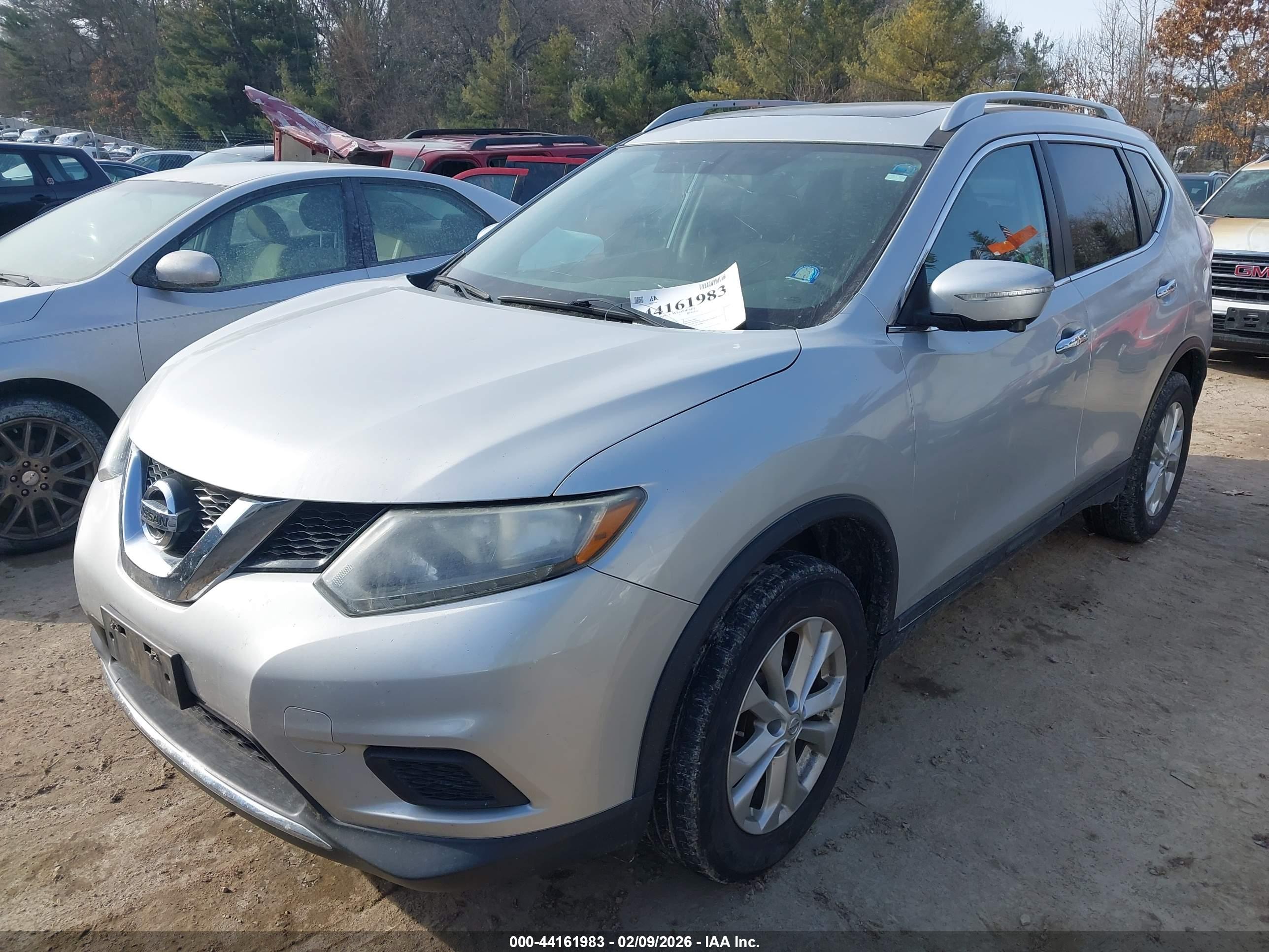NISSAN ROGUE image 2