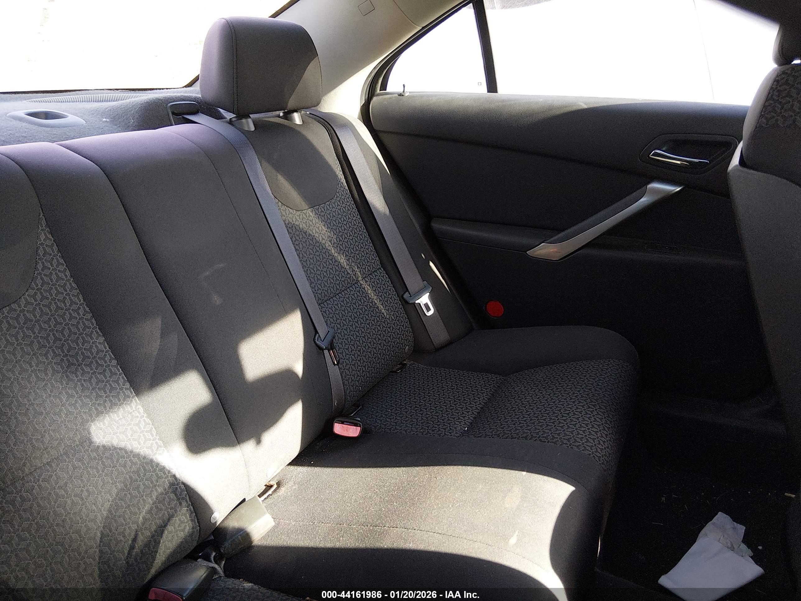 PONTIAC G6 image 8