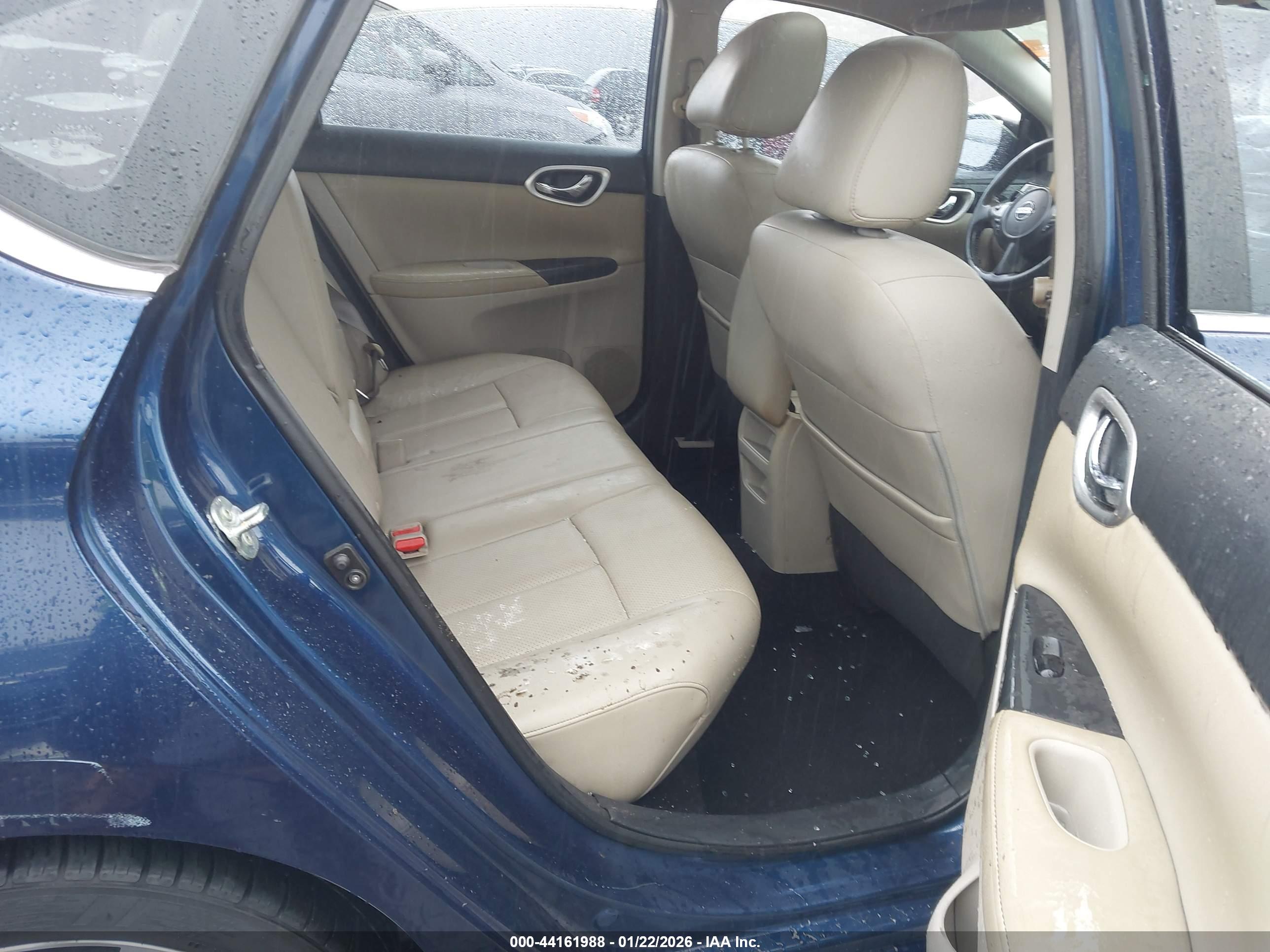 NISSAN SENTRA image 8