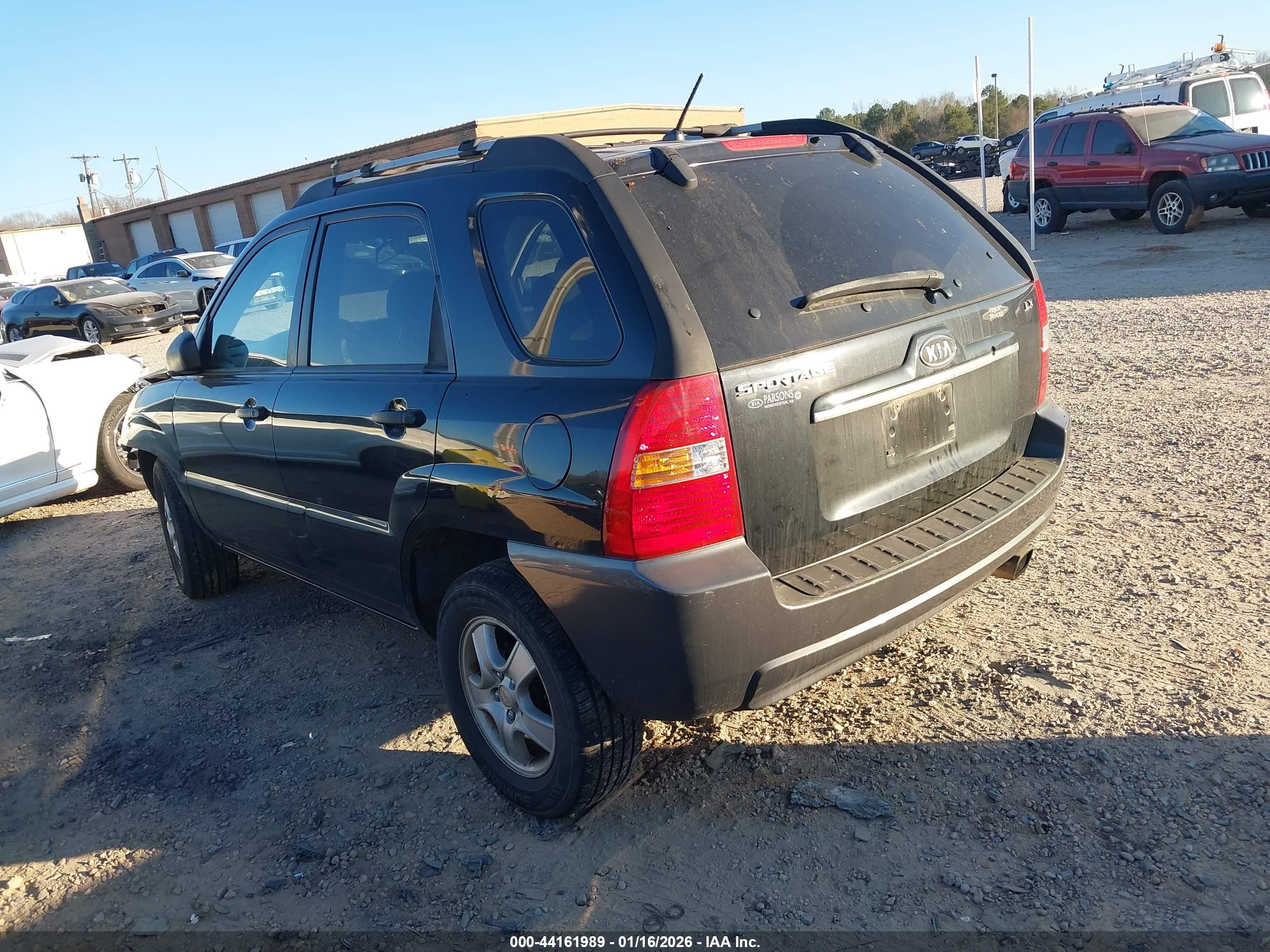 KIA SPORTAGE image 3