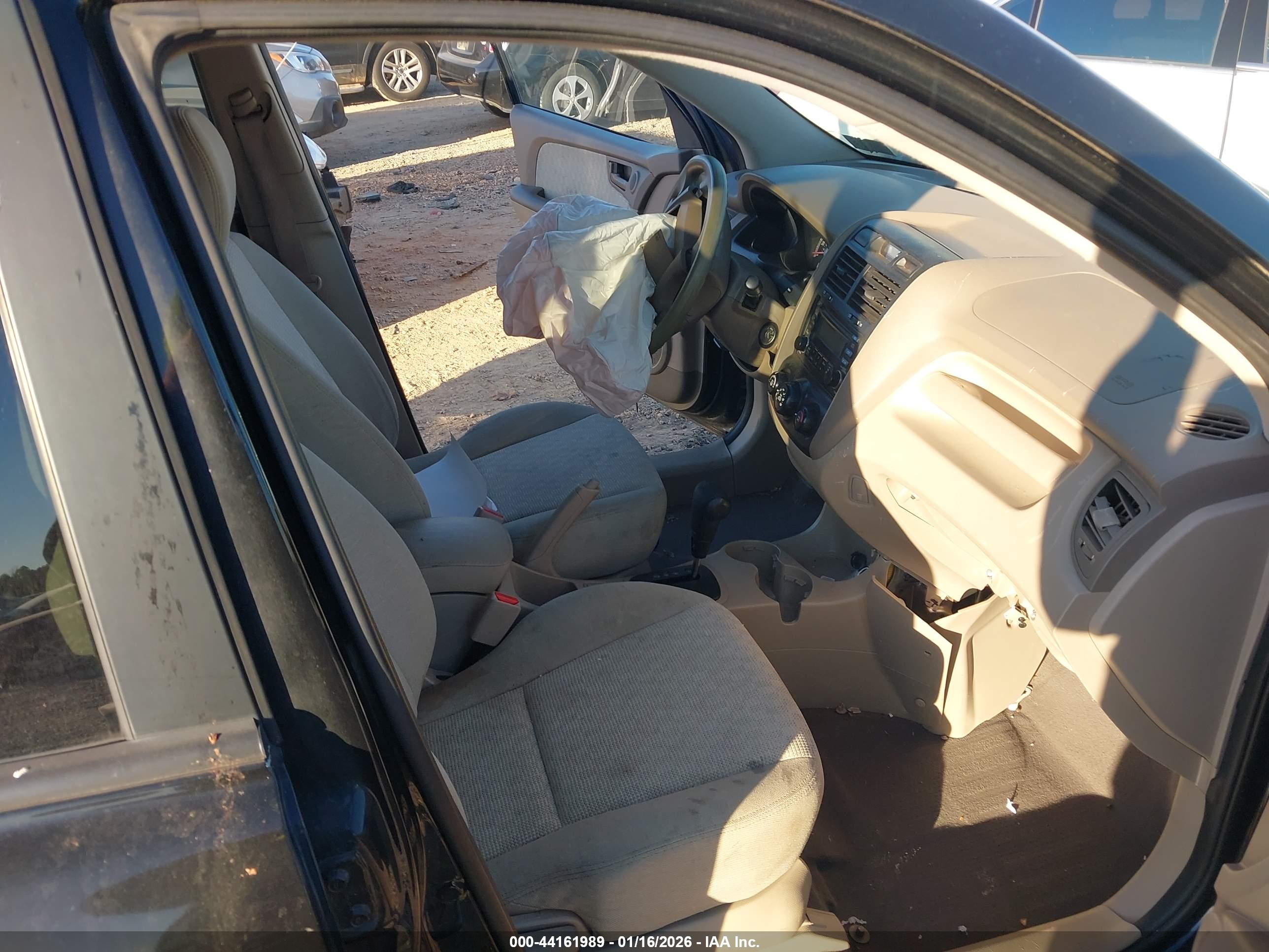 KIA SPORTAGE image 5