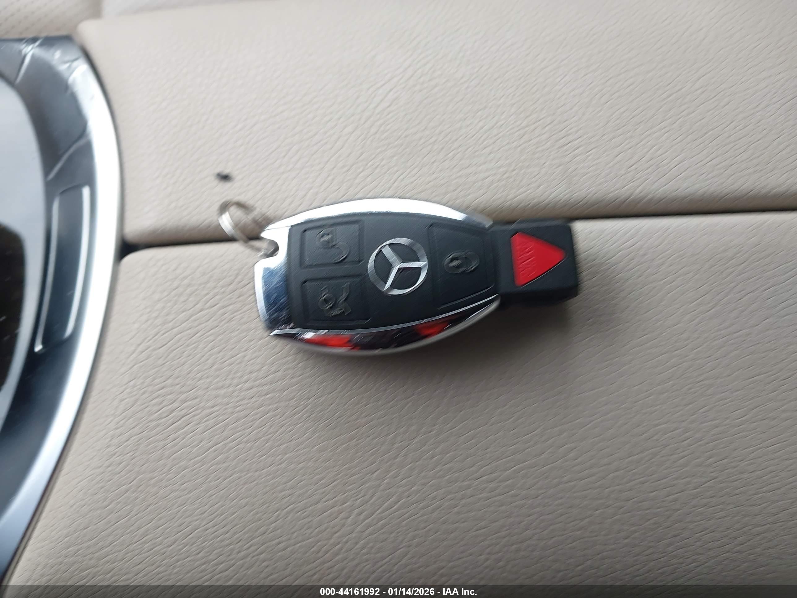MERCEDES-BENZ GLC image 11