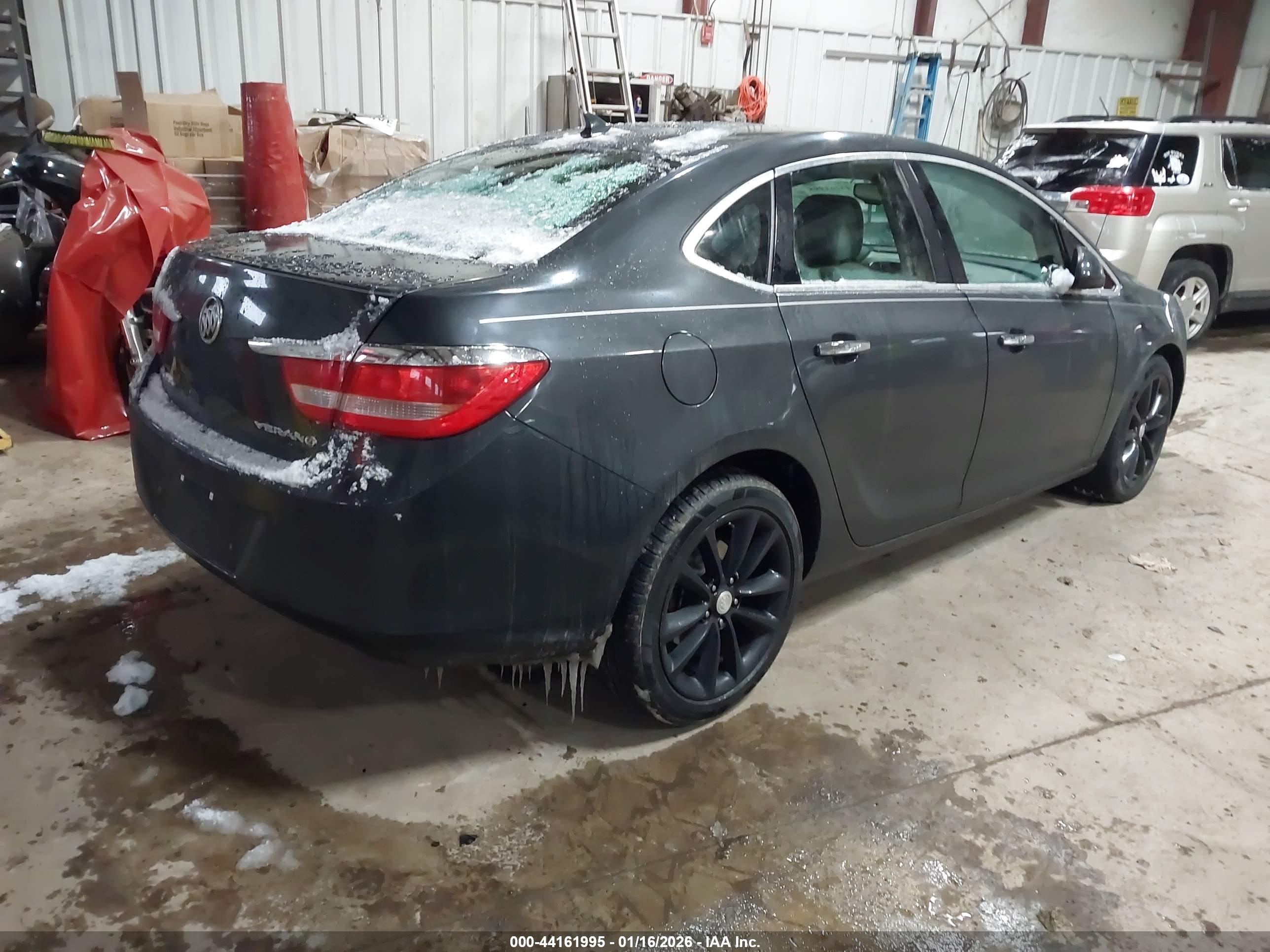 BUICK VERANO image 4