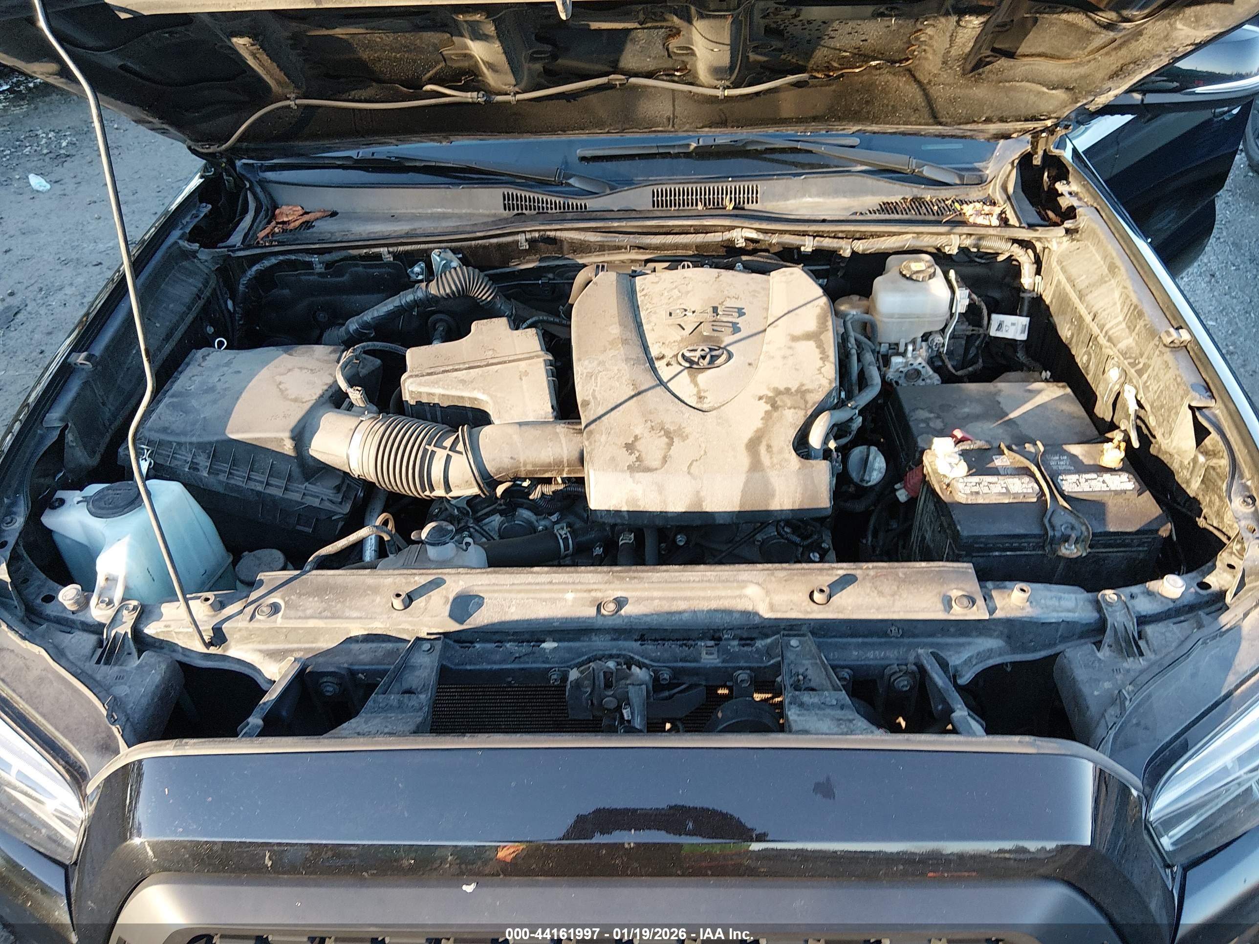 TOYOTA TACOMA image 10