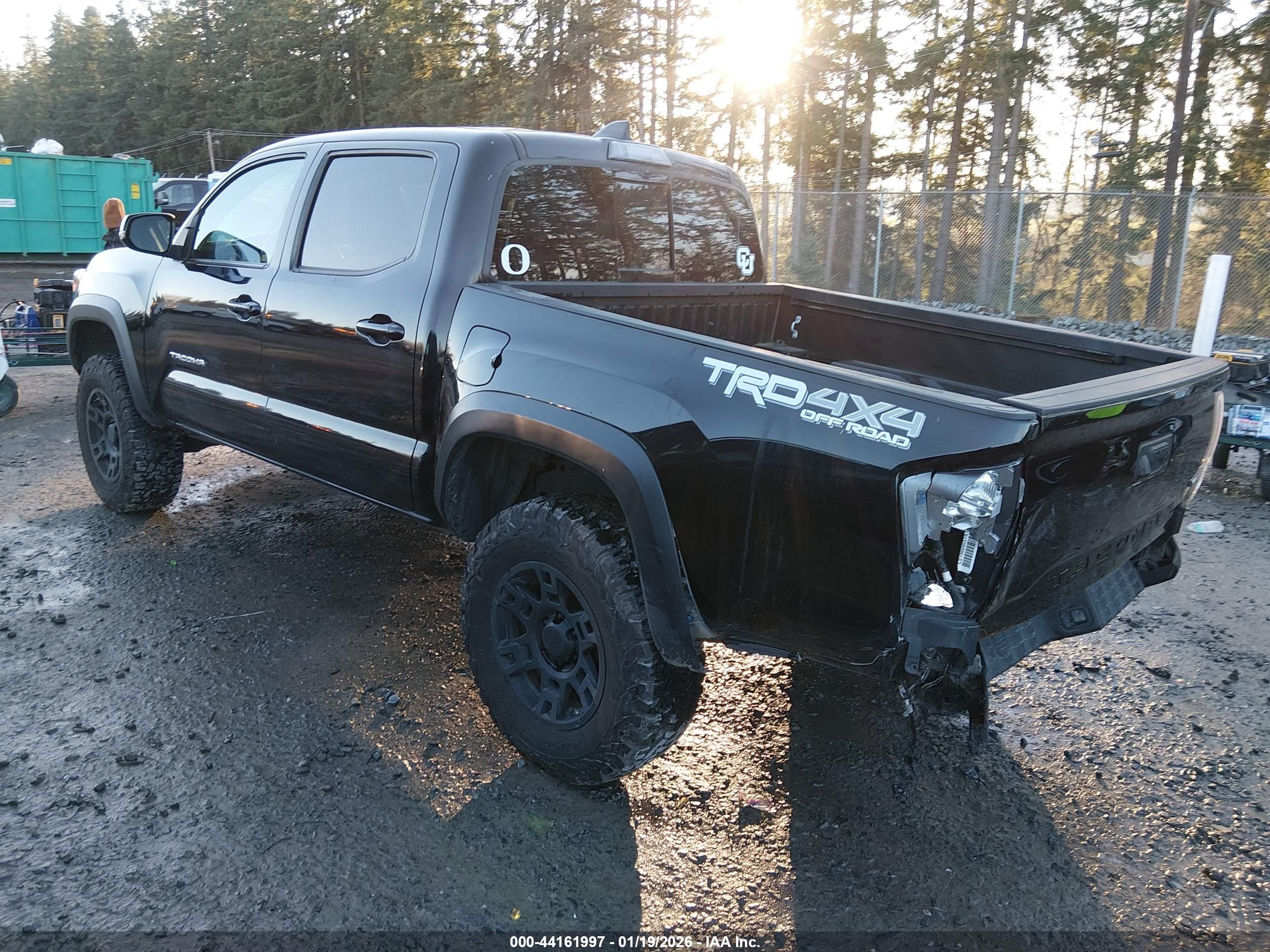 TOYOTA TACOMA image 3