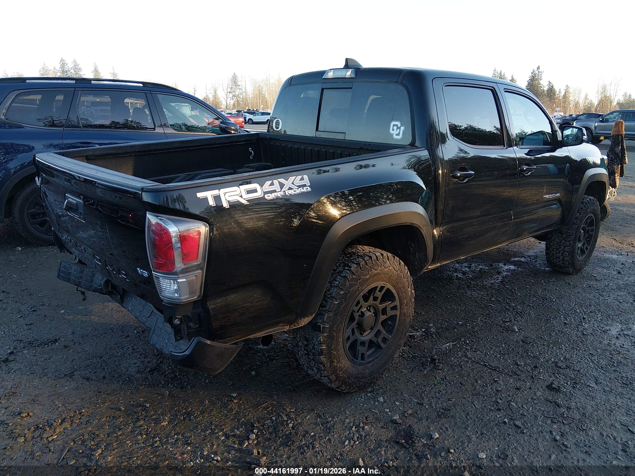 TOYOTA TACOMA image 4
