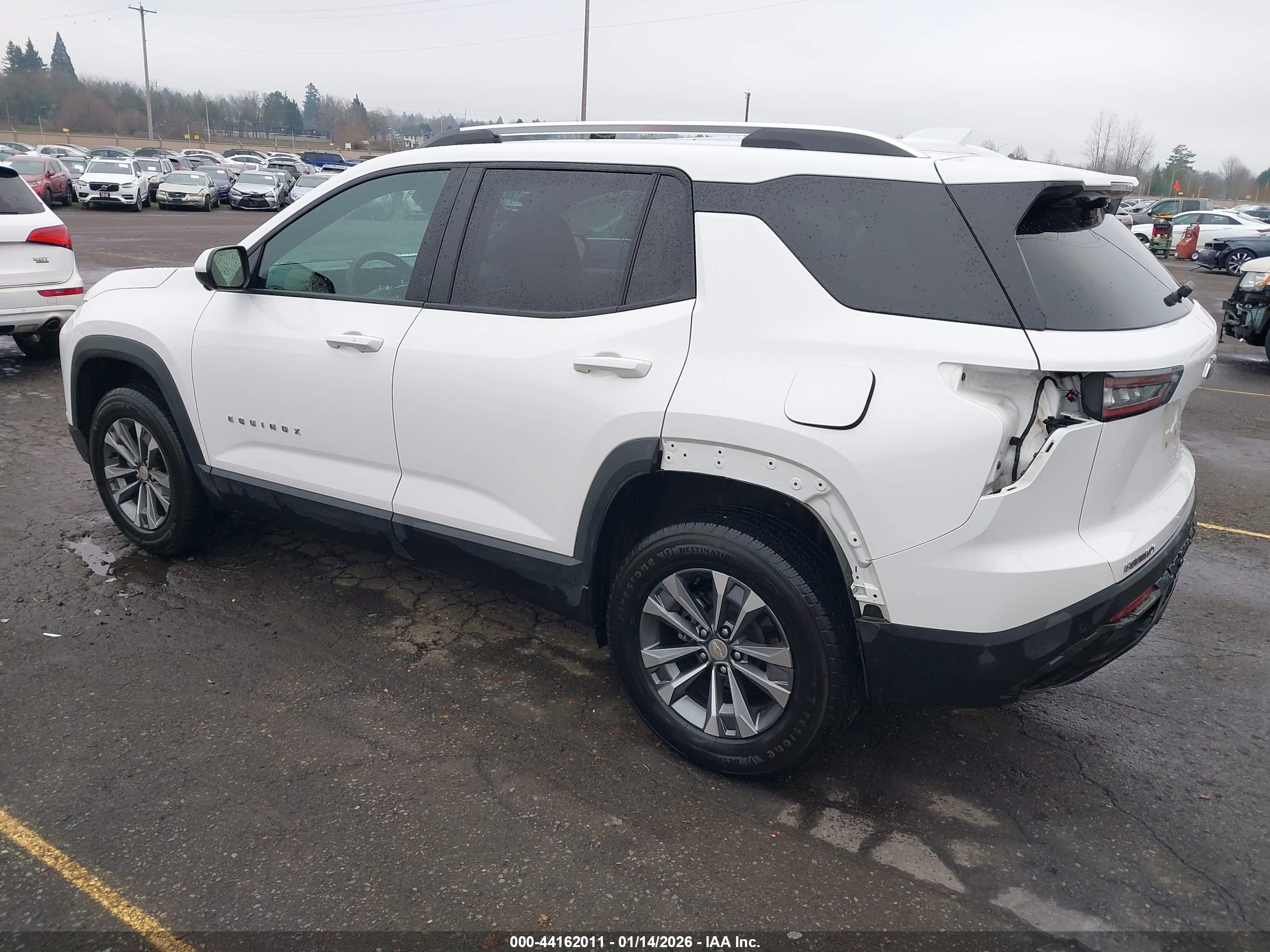 CHEVROLET EQUINOX image 3