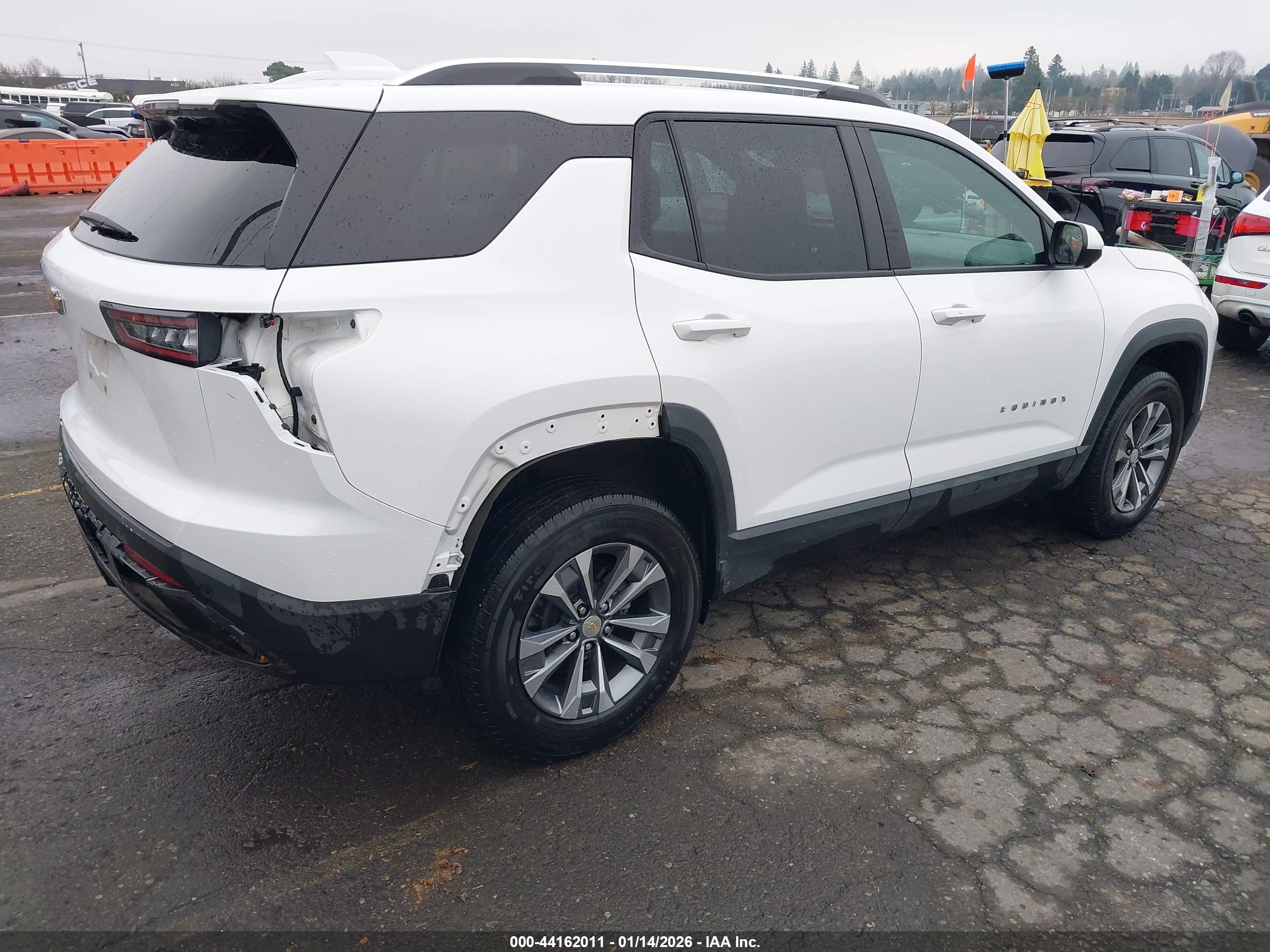 CHEVROLET EQUINOX image 4