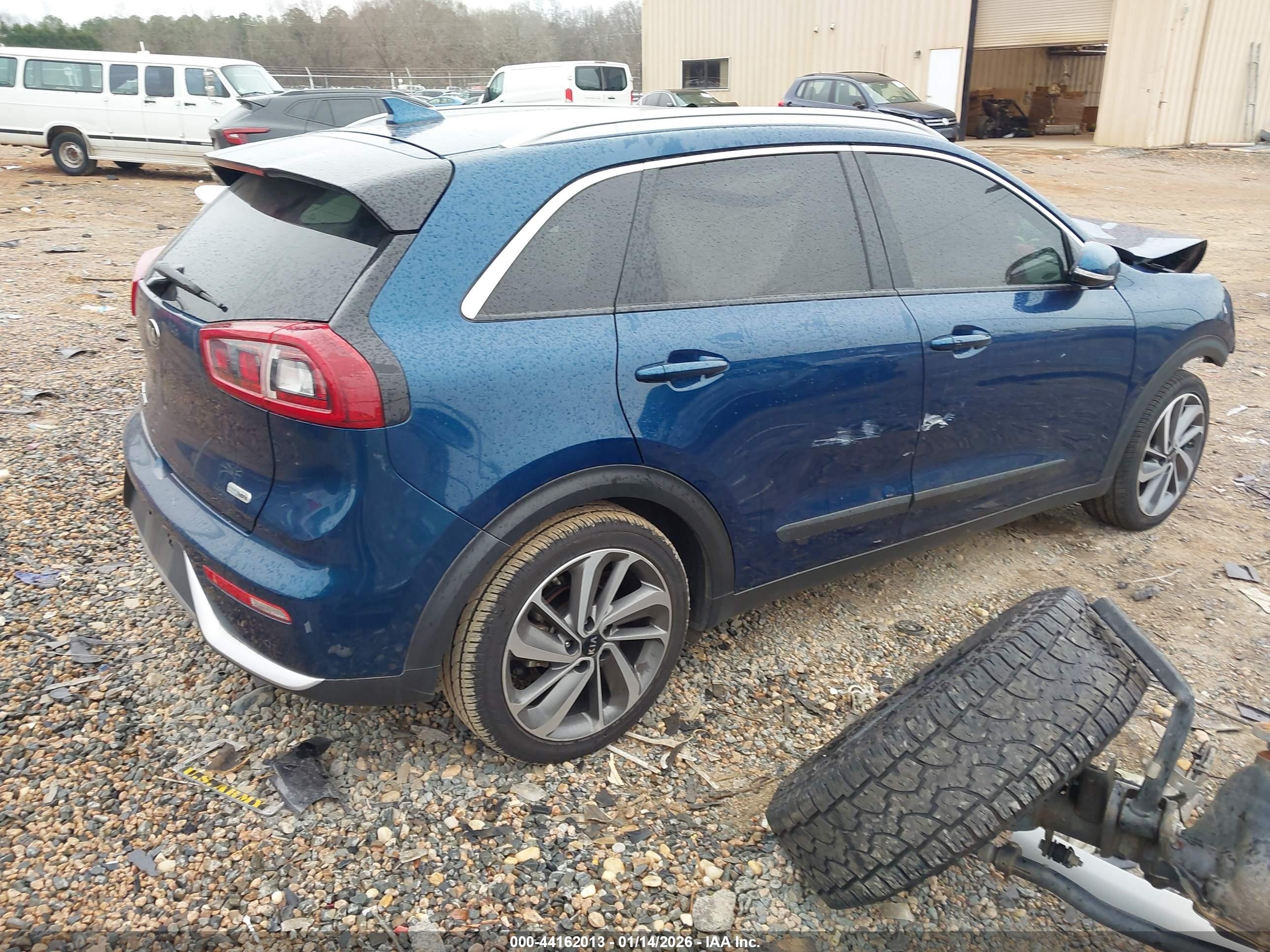 KIA NIRO image 4
