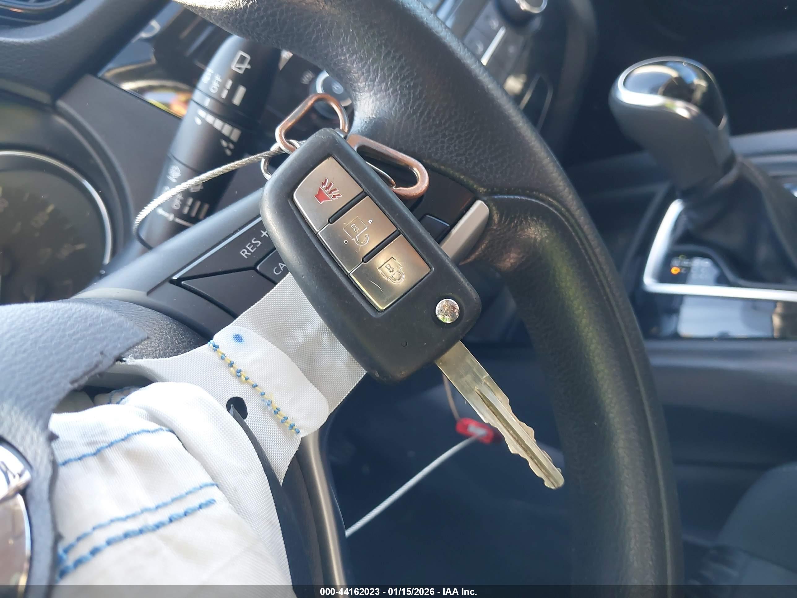 NISSAN ROGUE image 11