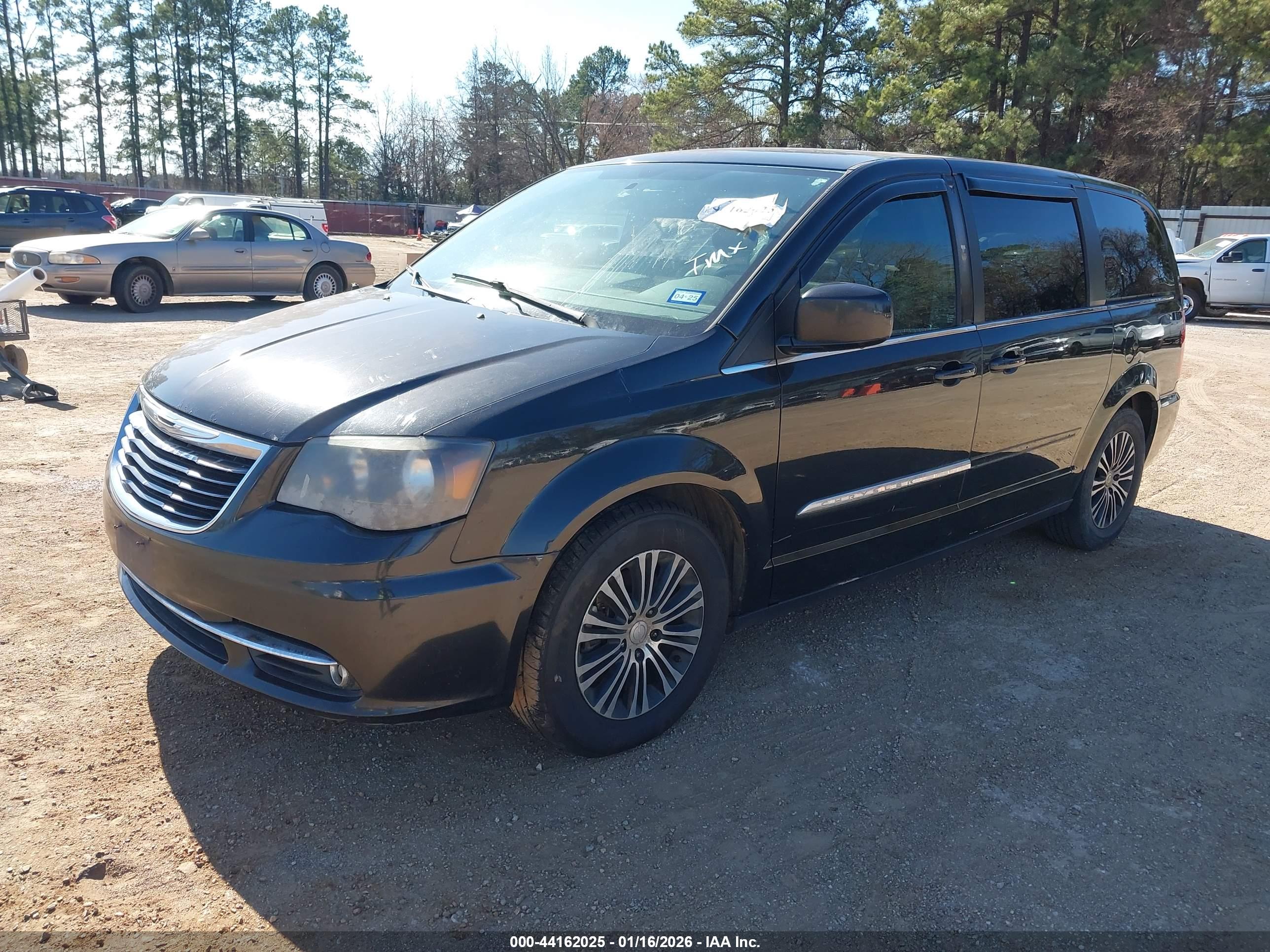 CHRYSLER TOWN image 2
