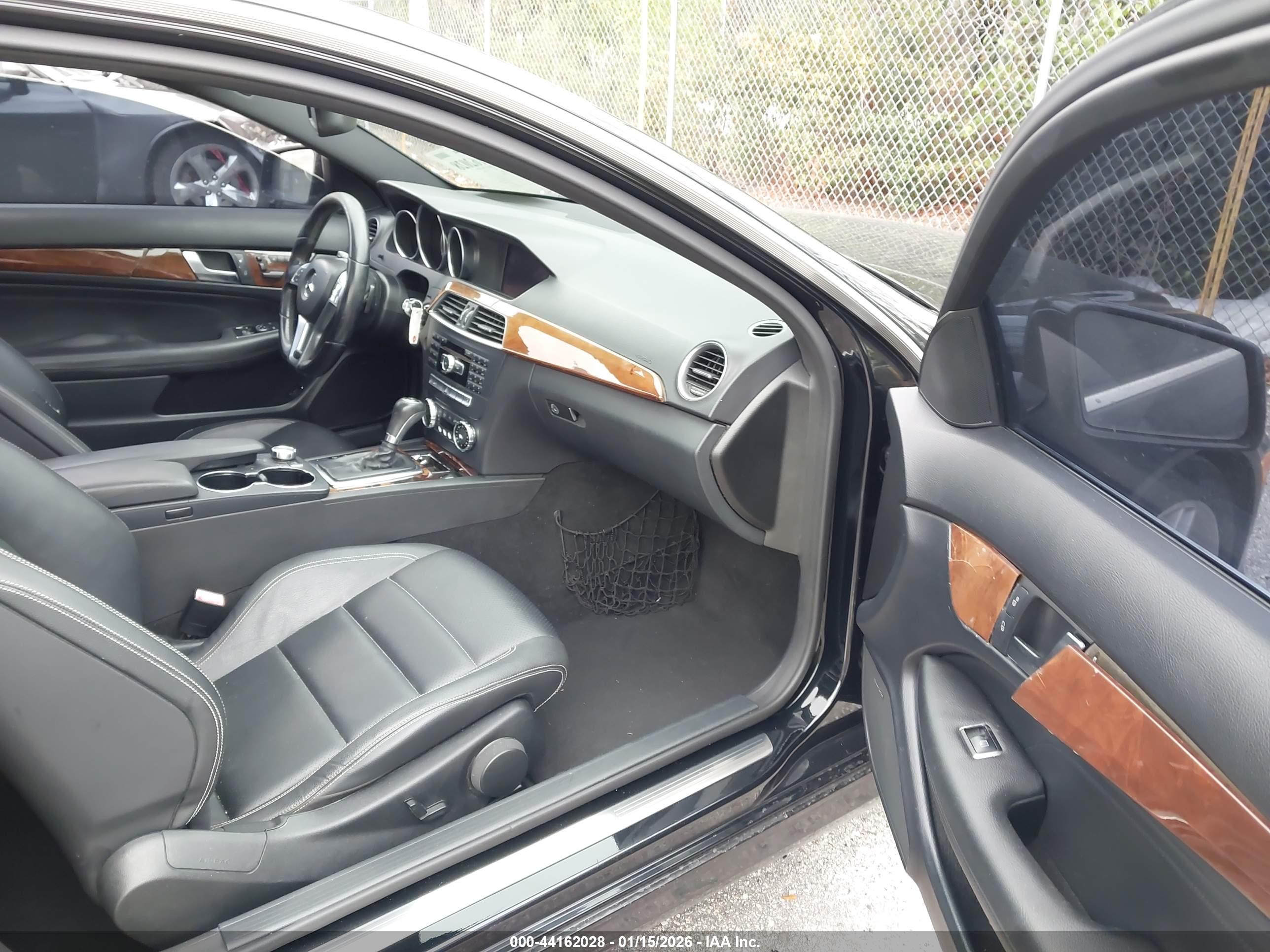 MERCEDES-BENZ C image 5